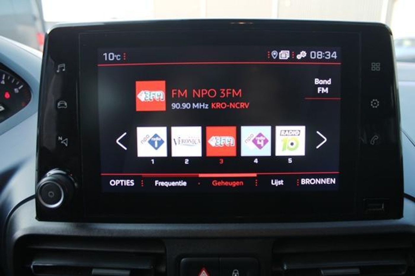 Foto van Peugeot Rifter