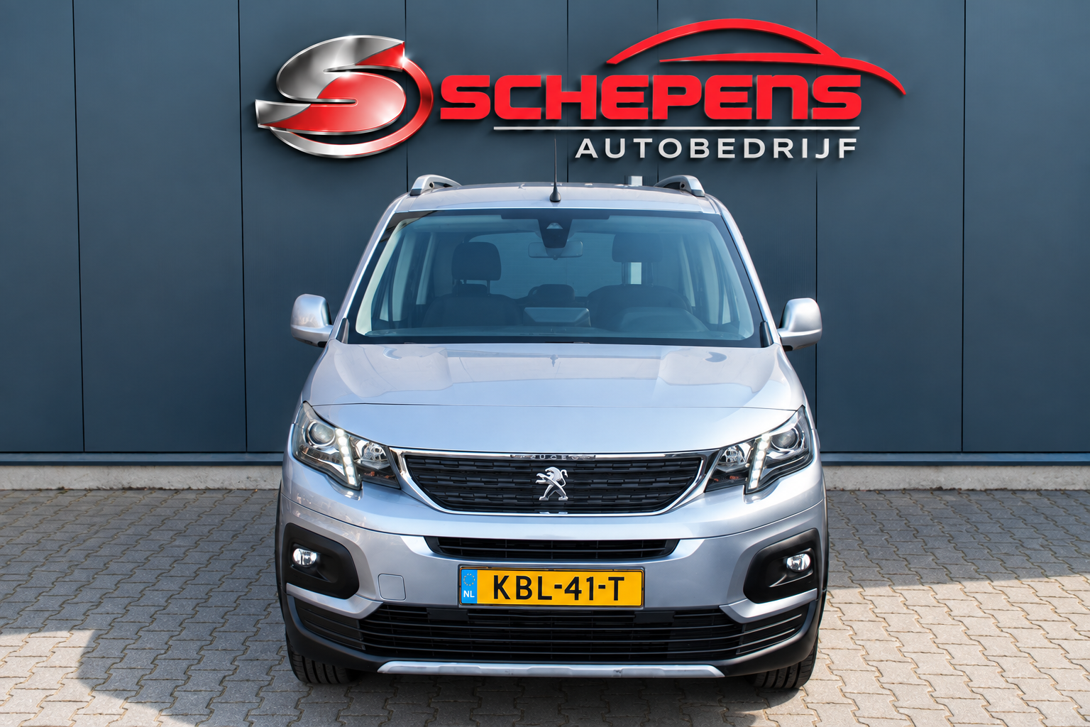 Foto van Peugeot Rifter