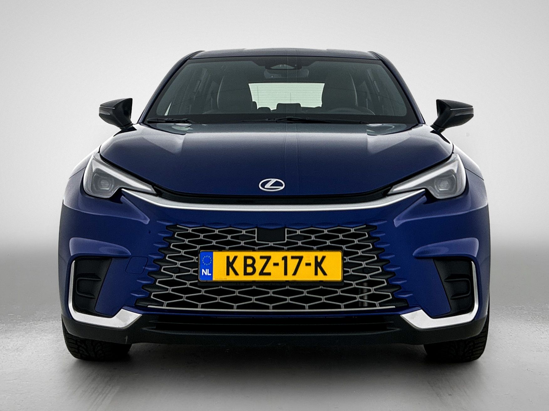 Foto van Lexus LBX