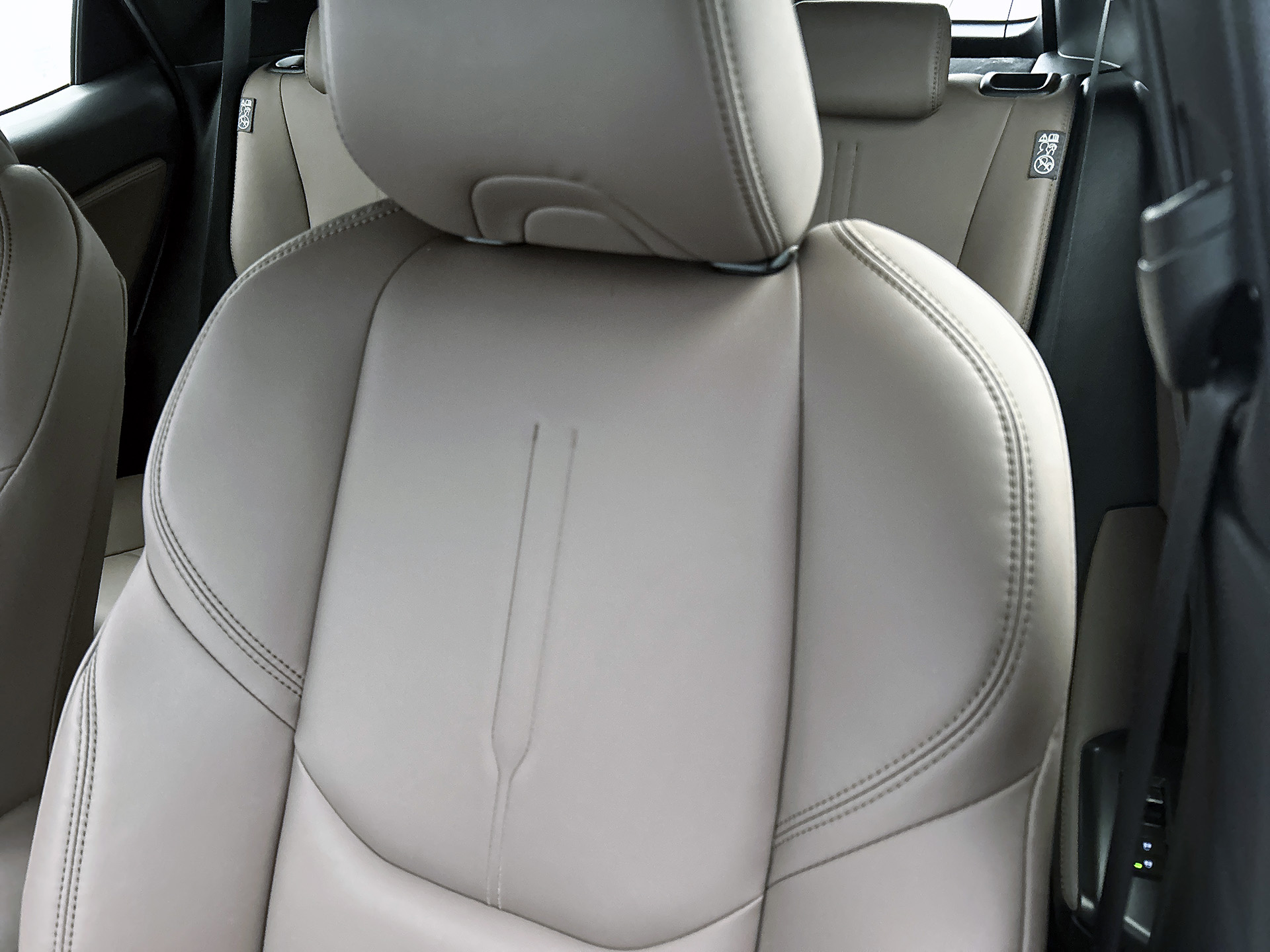 Foto van Lexus LBX