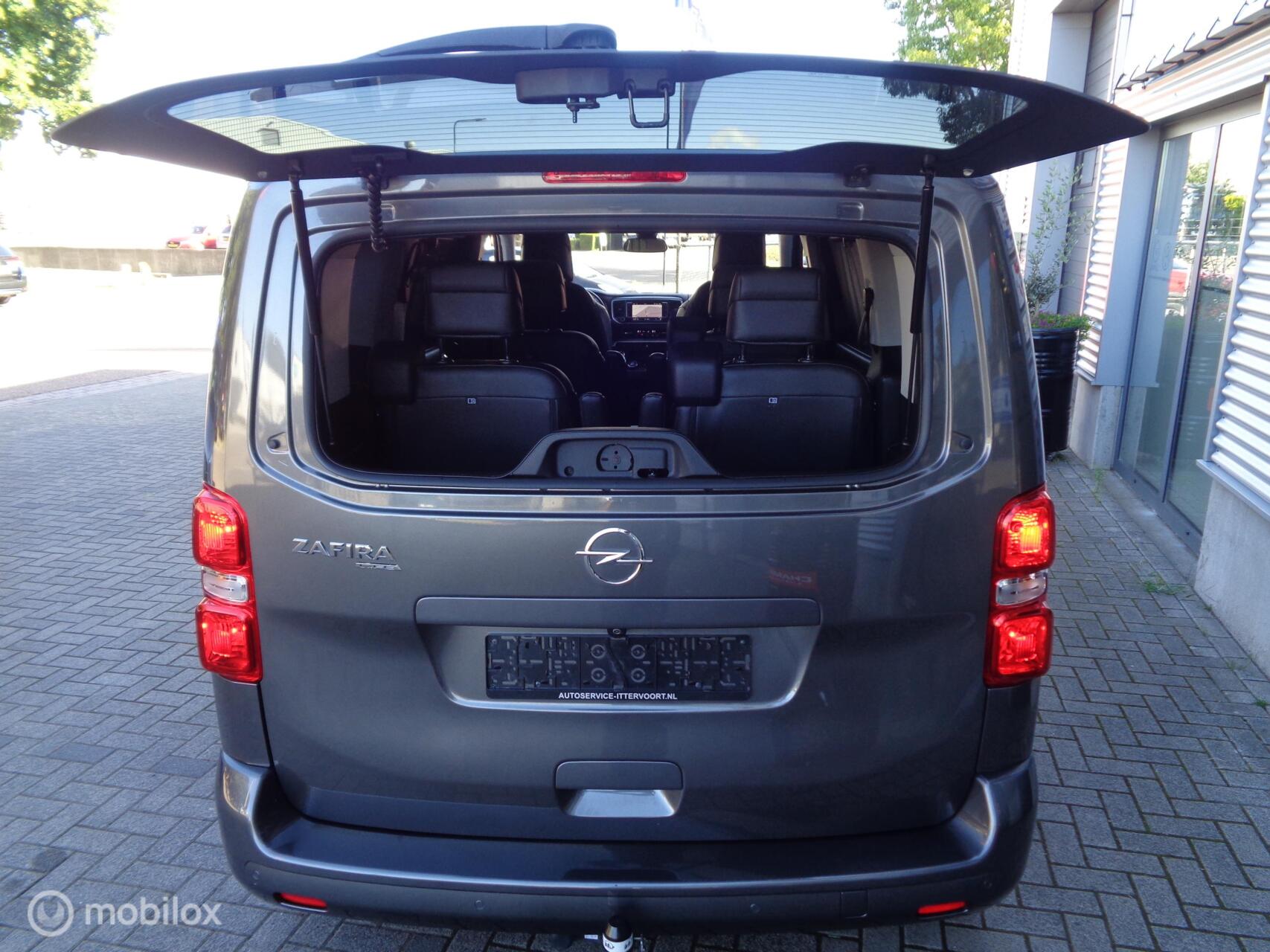 Foto van Opel Zafira Life