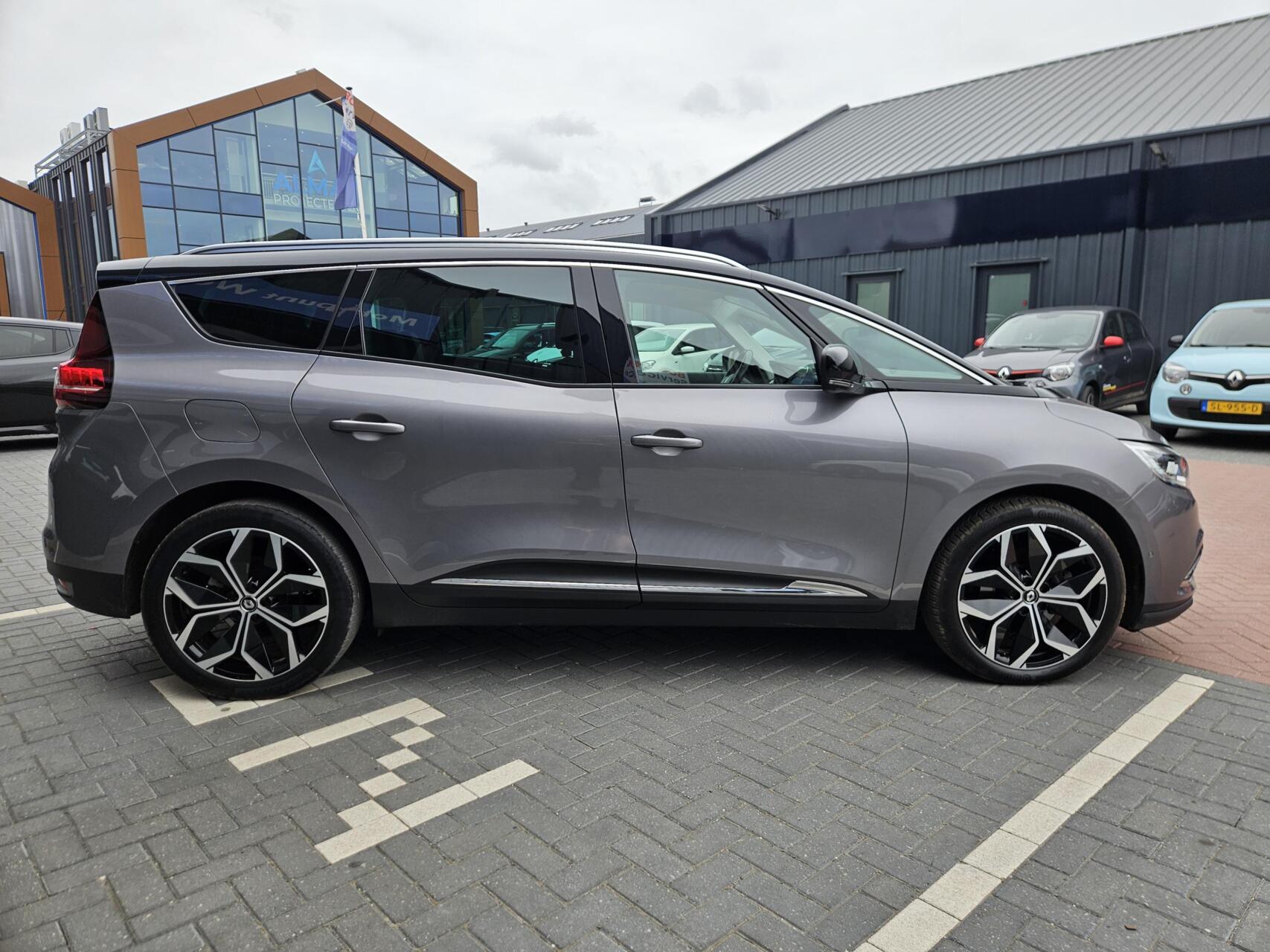 Foto van Renault Grand Scenic