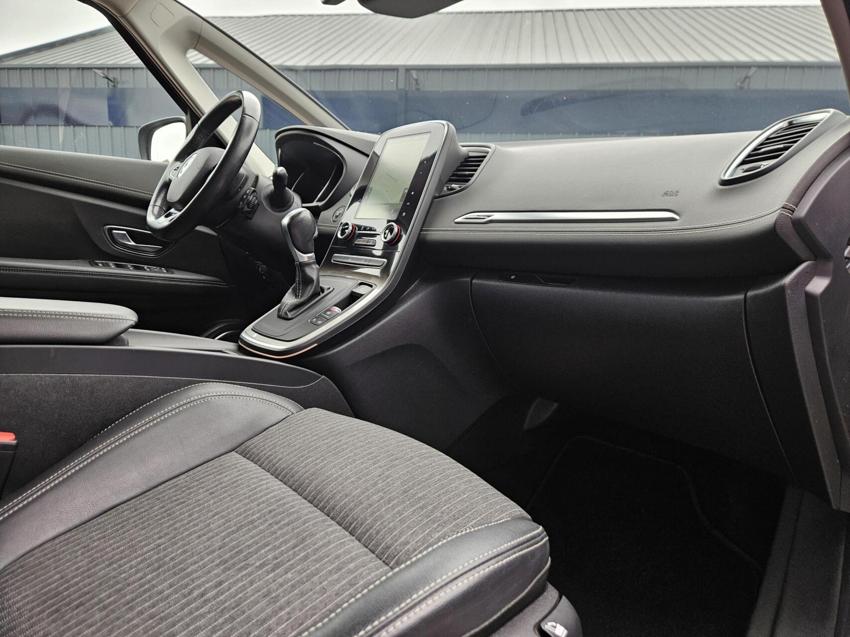 Foto van Renault Grand Scenic