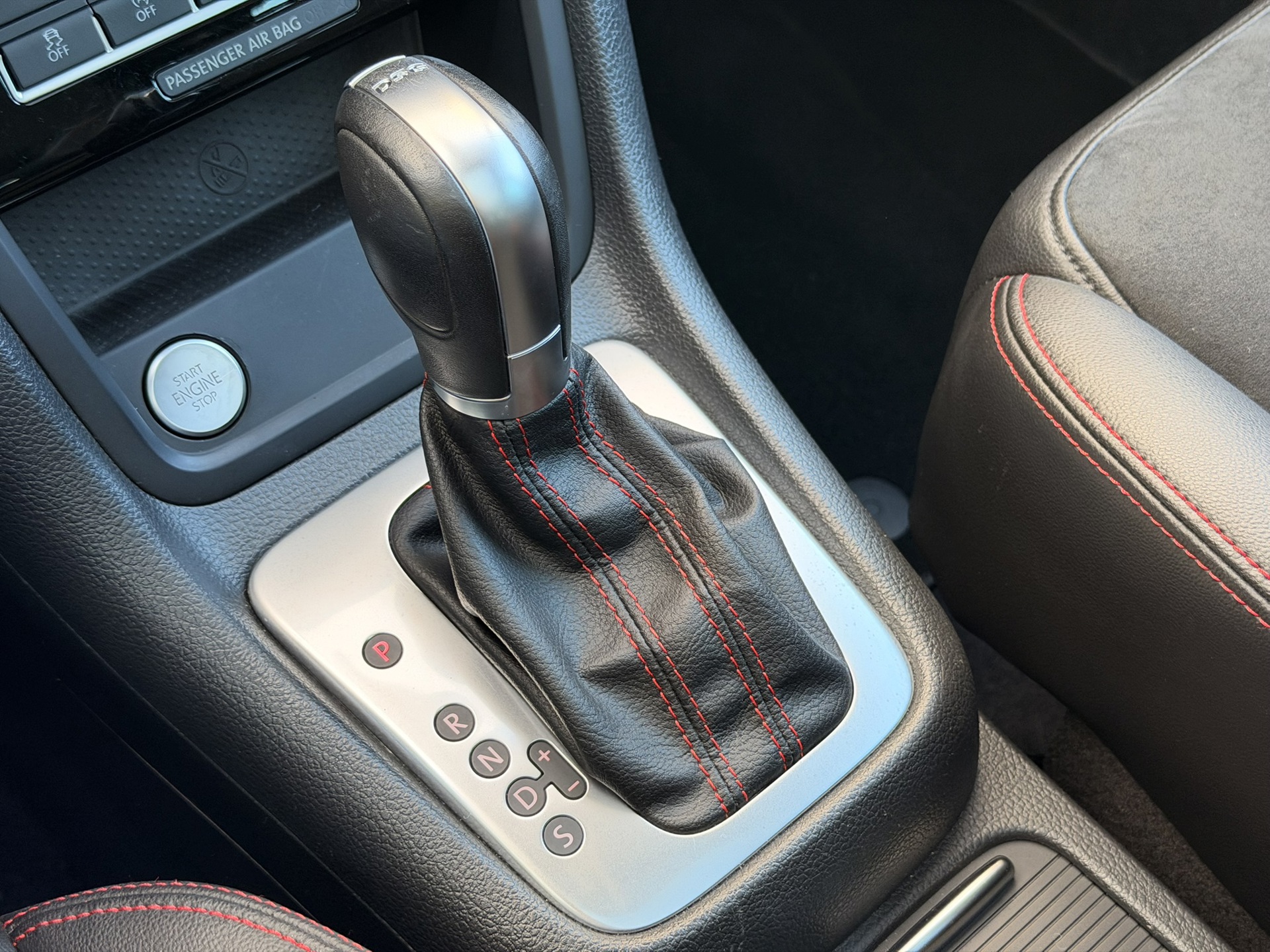 Foto van Seat Alhambra