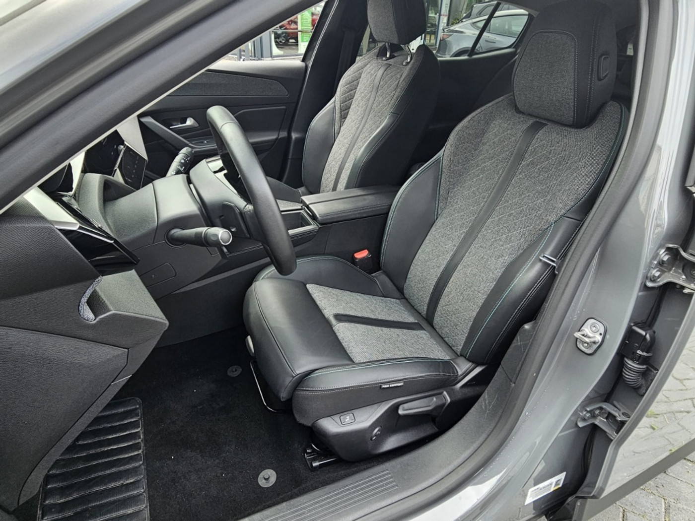 Foto van Peugeot 408