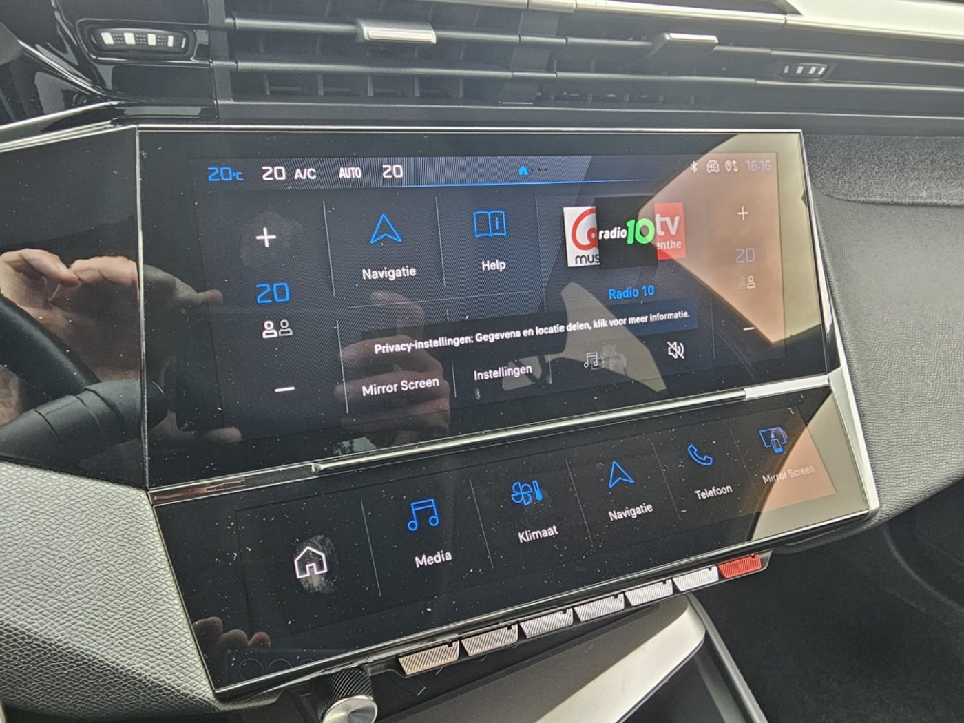 Foto van Peugeot 408