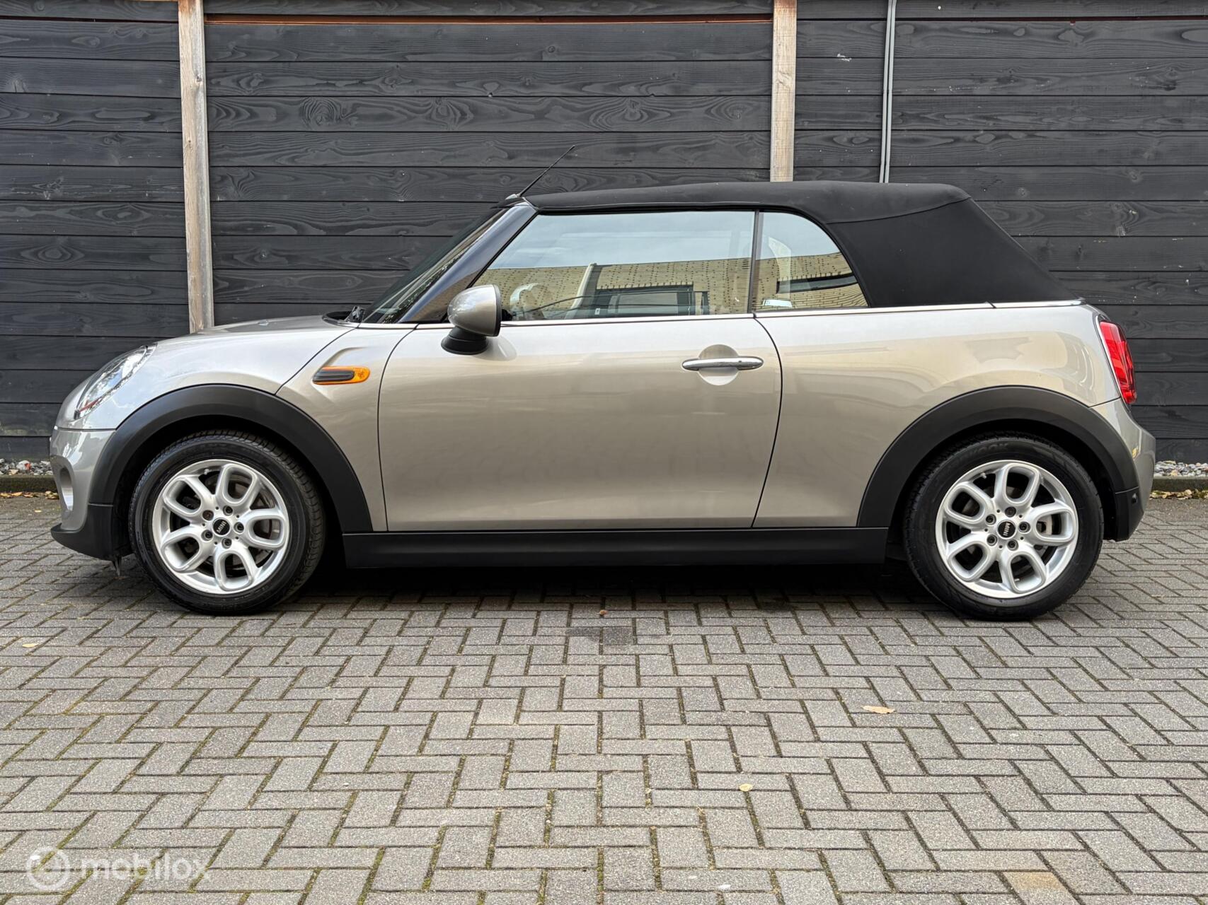 Foto van Mini Cabrio