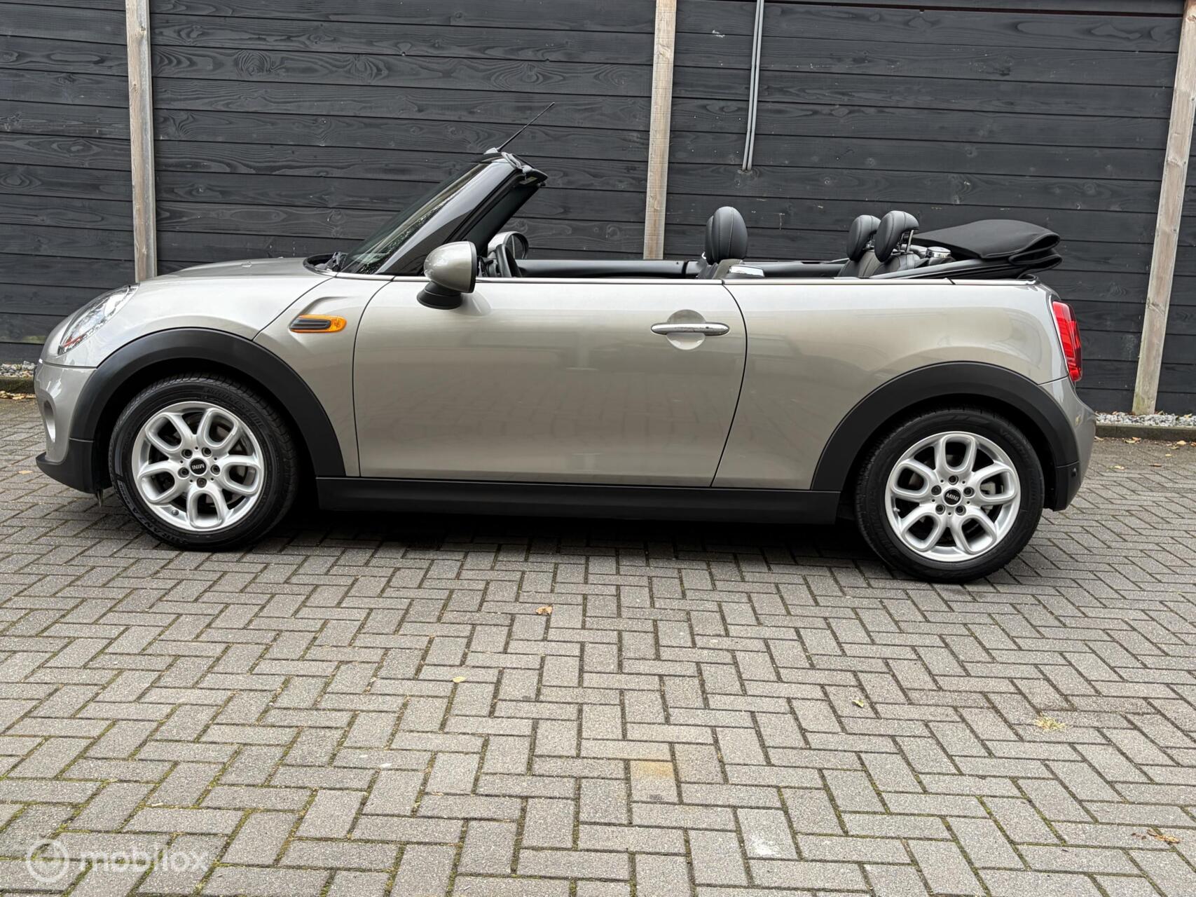 Foto van Mini Cabrio