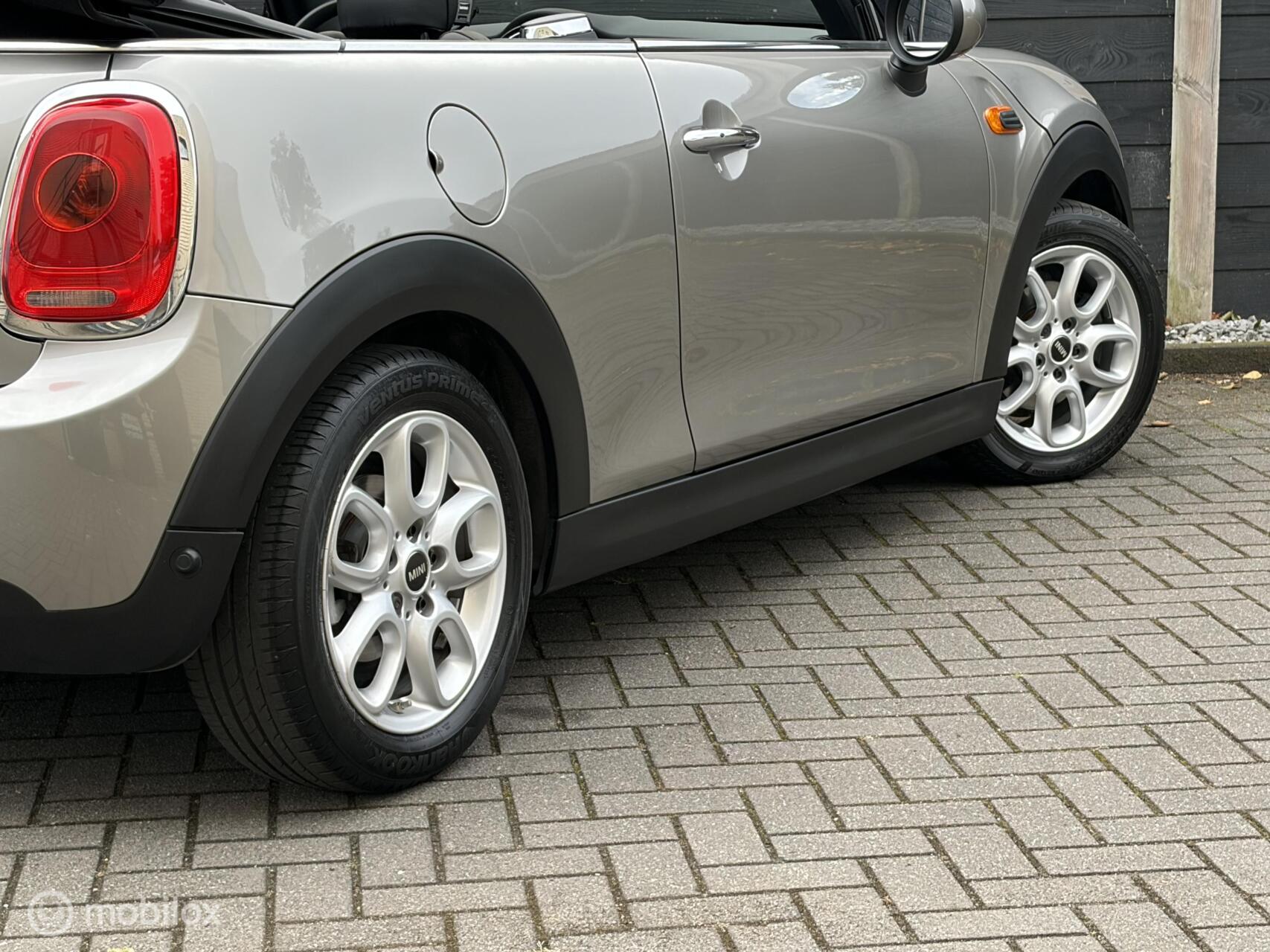 Foto van Mini Cabrio