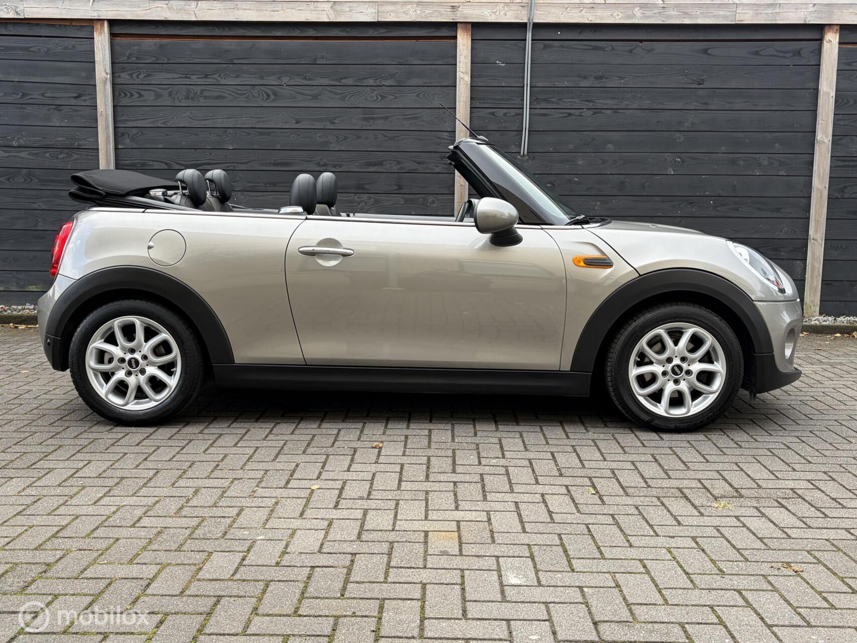 Foto van Mini Cabrio