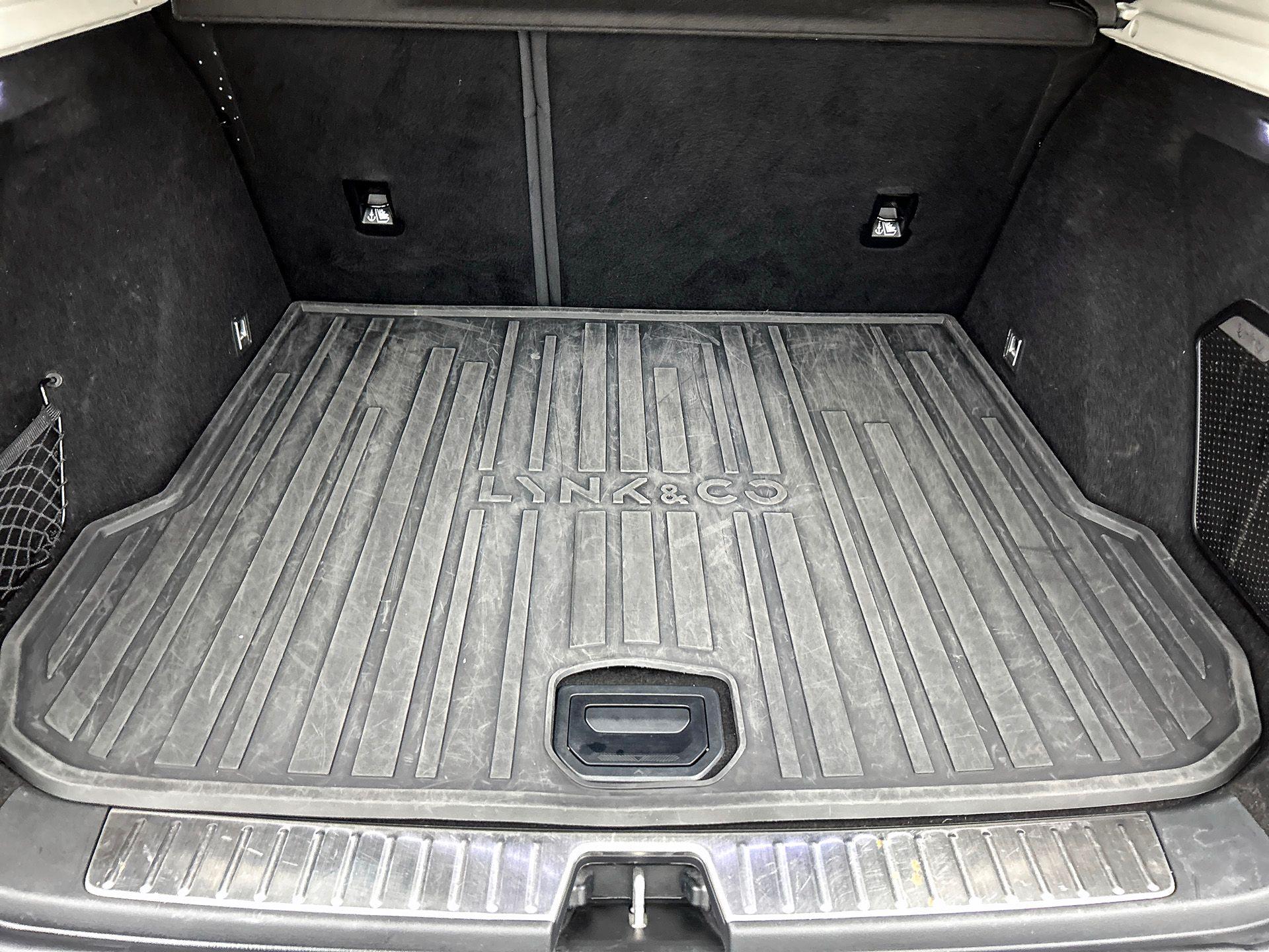 Foto van LYNK & Co 01