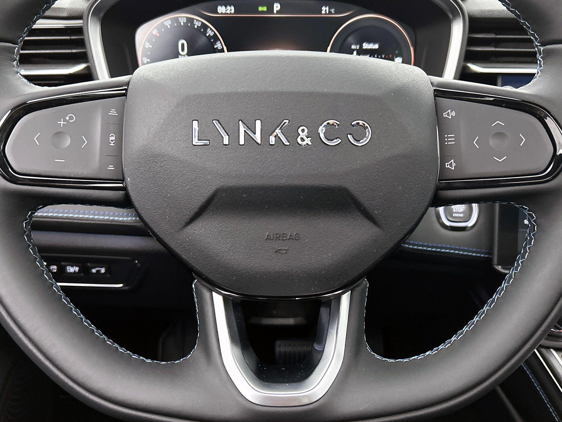 Foto van LYNK & Co 01