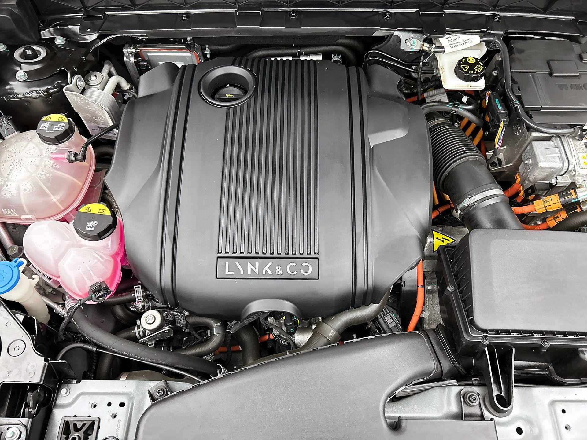 Foto van LYNK & Co 01