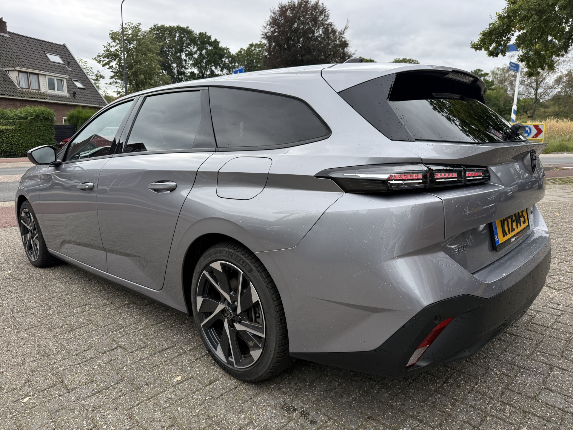 Foto van Peugeot 308 SW
