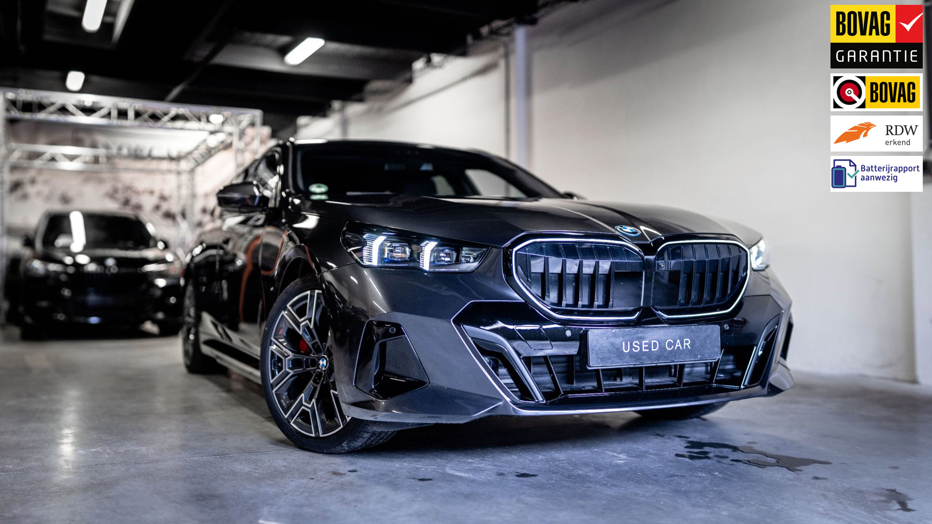 BMW 5-serie Touring 530e xDrive M-Sport Pro|Inno.Pack.|H&K|Driv.Ass.Pro.|TravelPack|Trekhaak|299PK|M-Susp.|Iconic Glow 2026 - voorkant