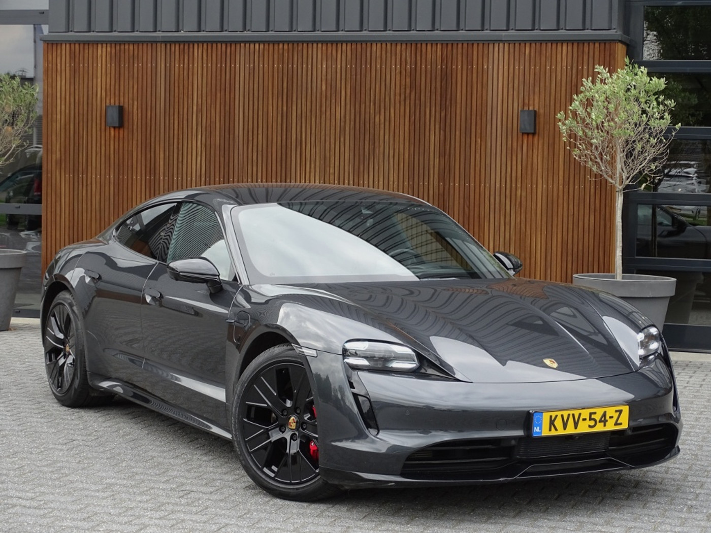 Foto van Porsche Taycan