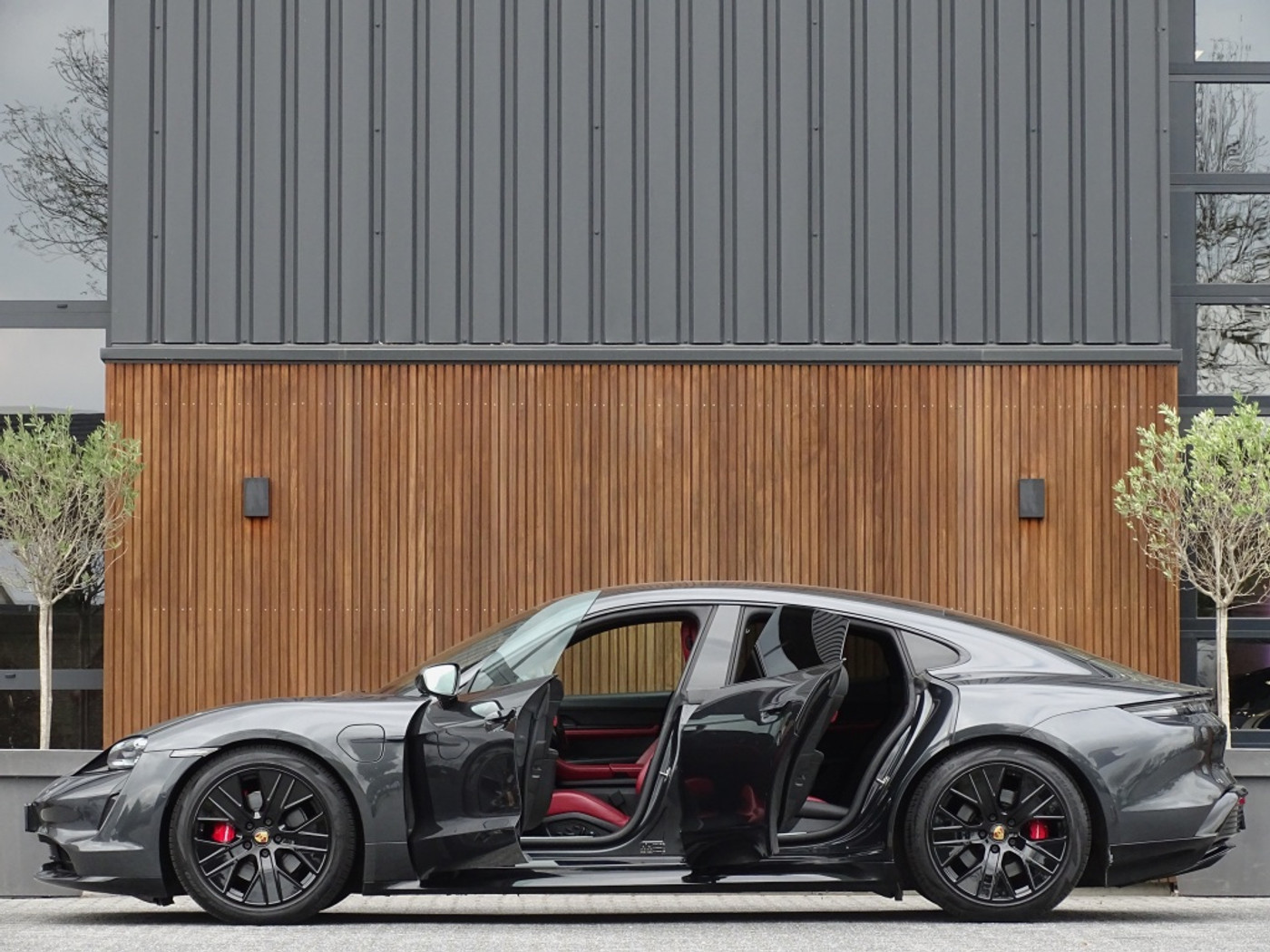 Foto van Porsche Taycan