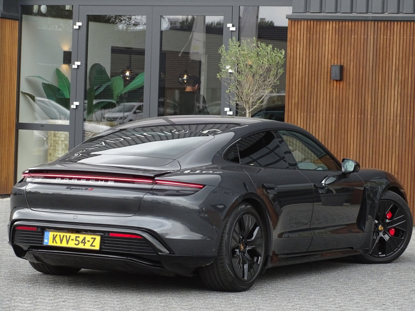 Foto van Porsche Taycan