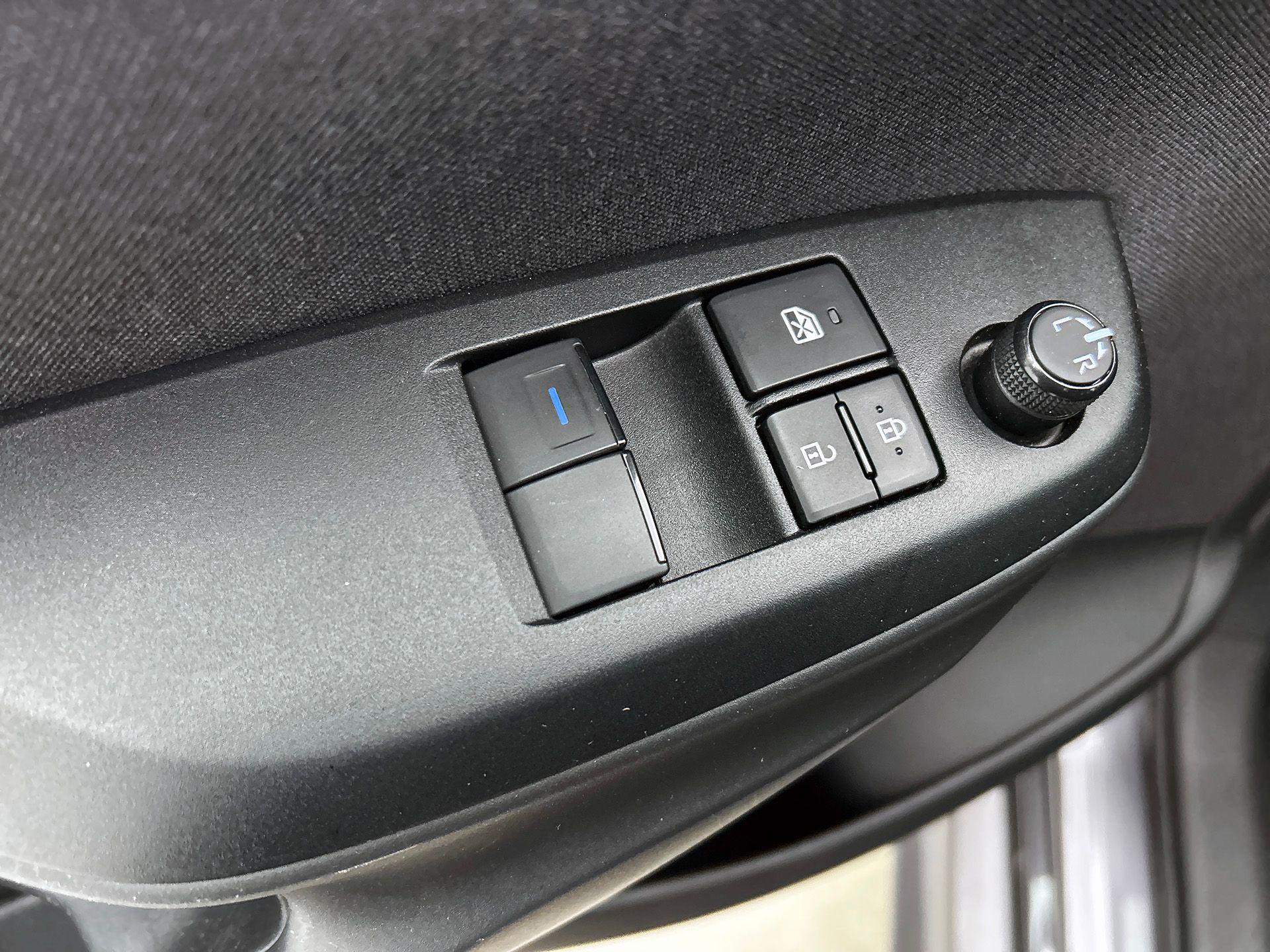 Foto van Mazda 2 Hybrid