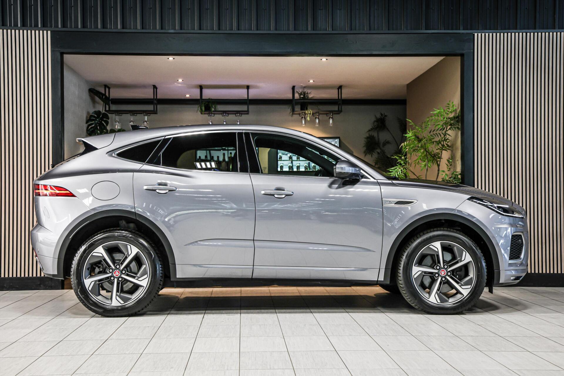 Foto van Jaguar E-pace