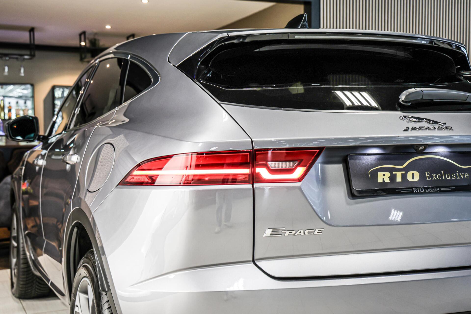 Foto van Jaguar E-pace