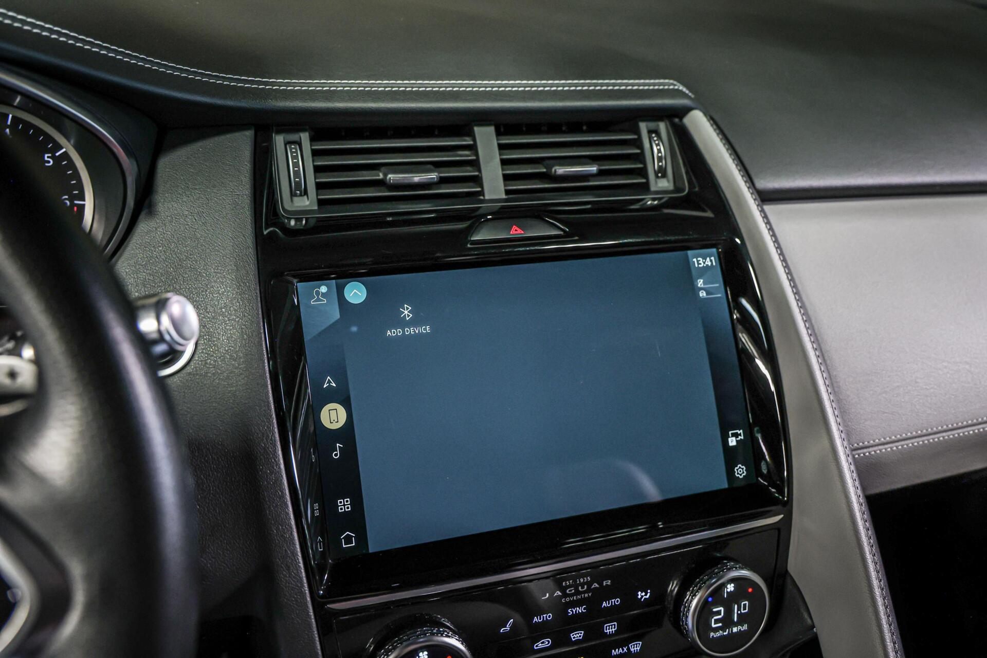 Foto van Jaguar E-pace