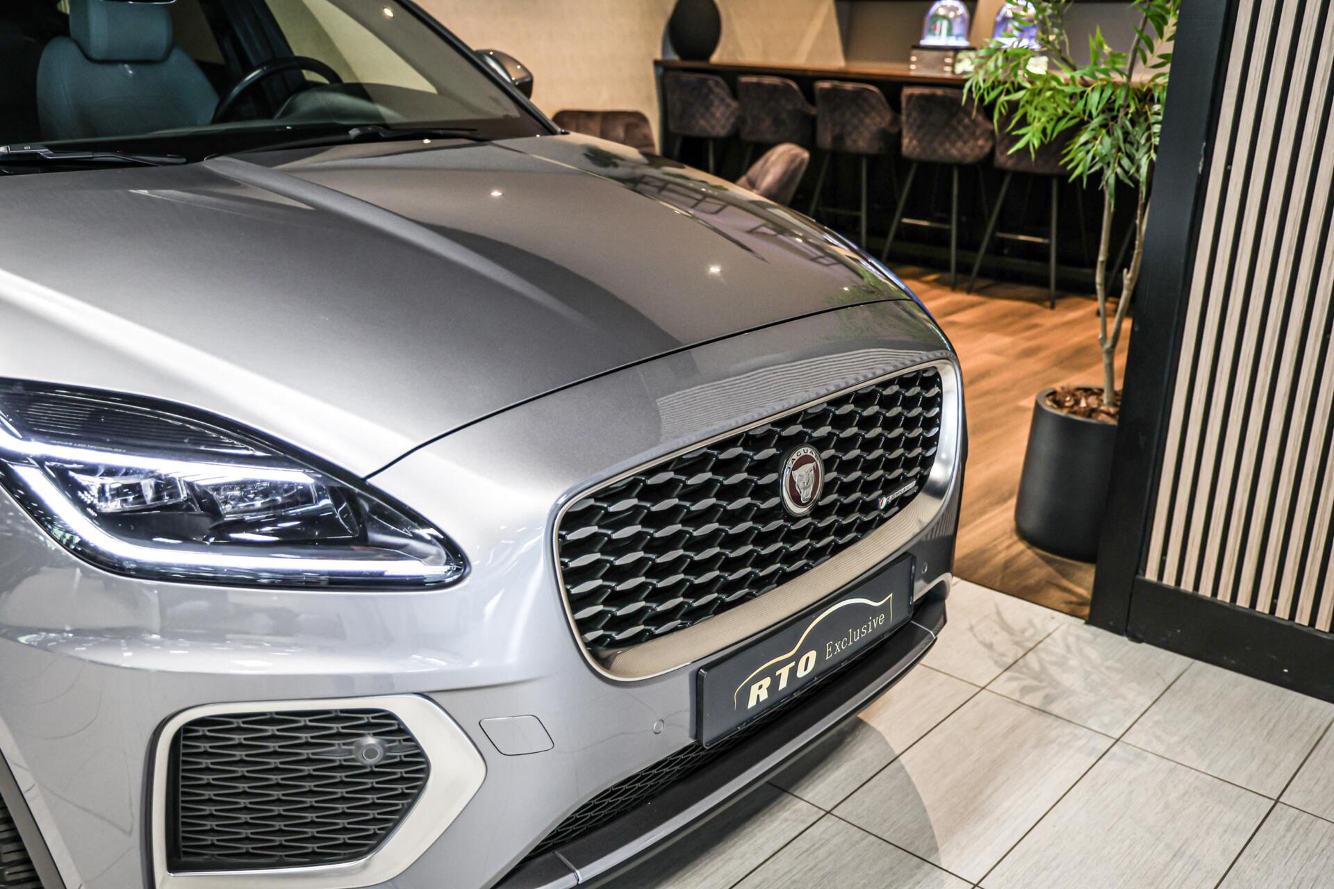 Foto van Jaguar E-pace