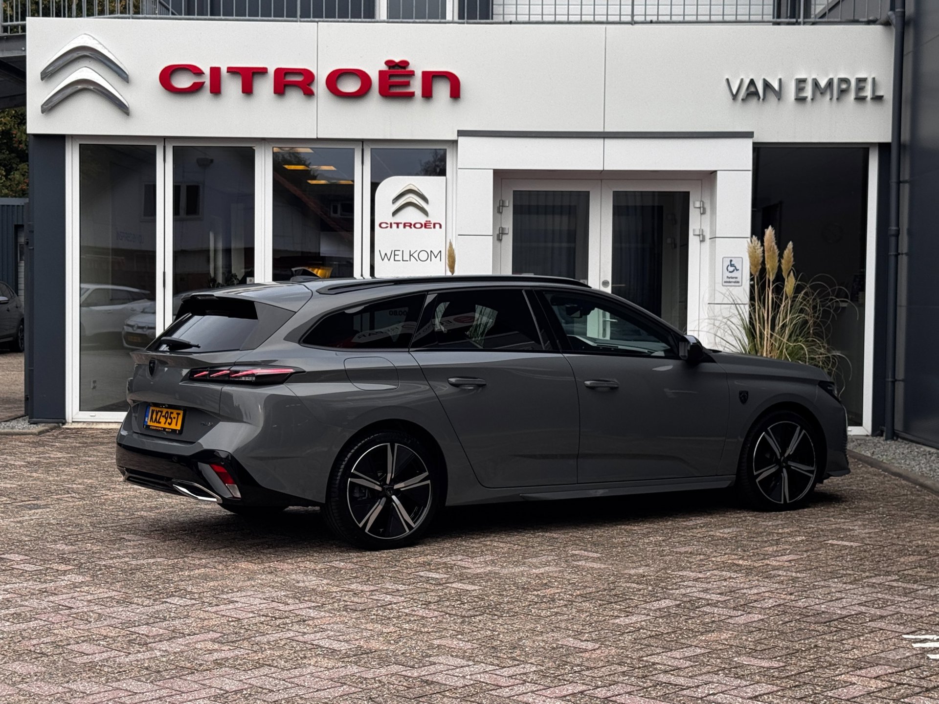 Foto van Peugeot 308 SW