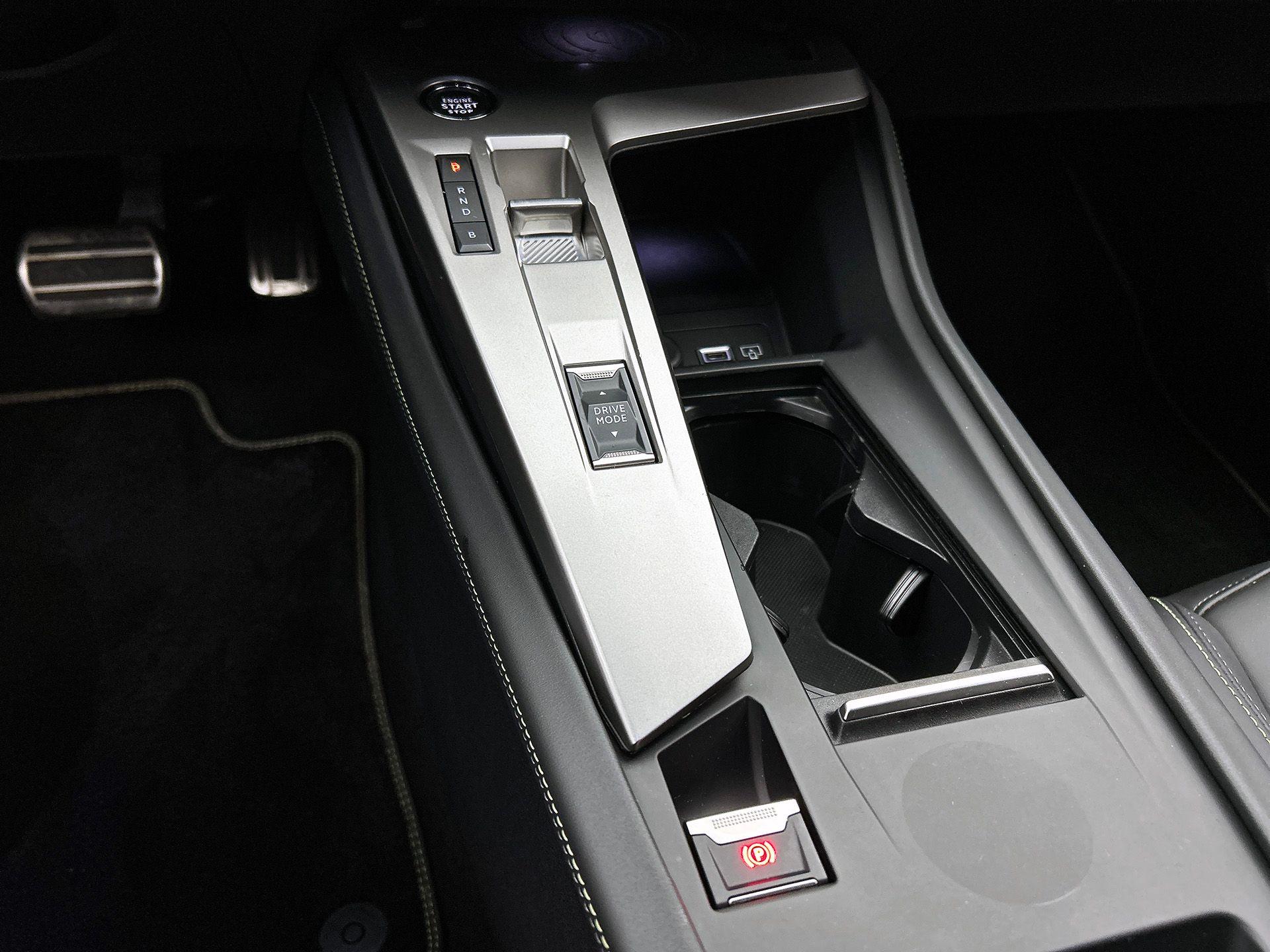 Foto van Peugeot 408