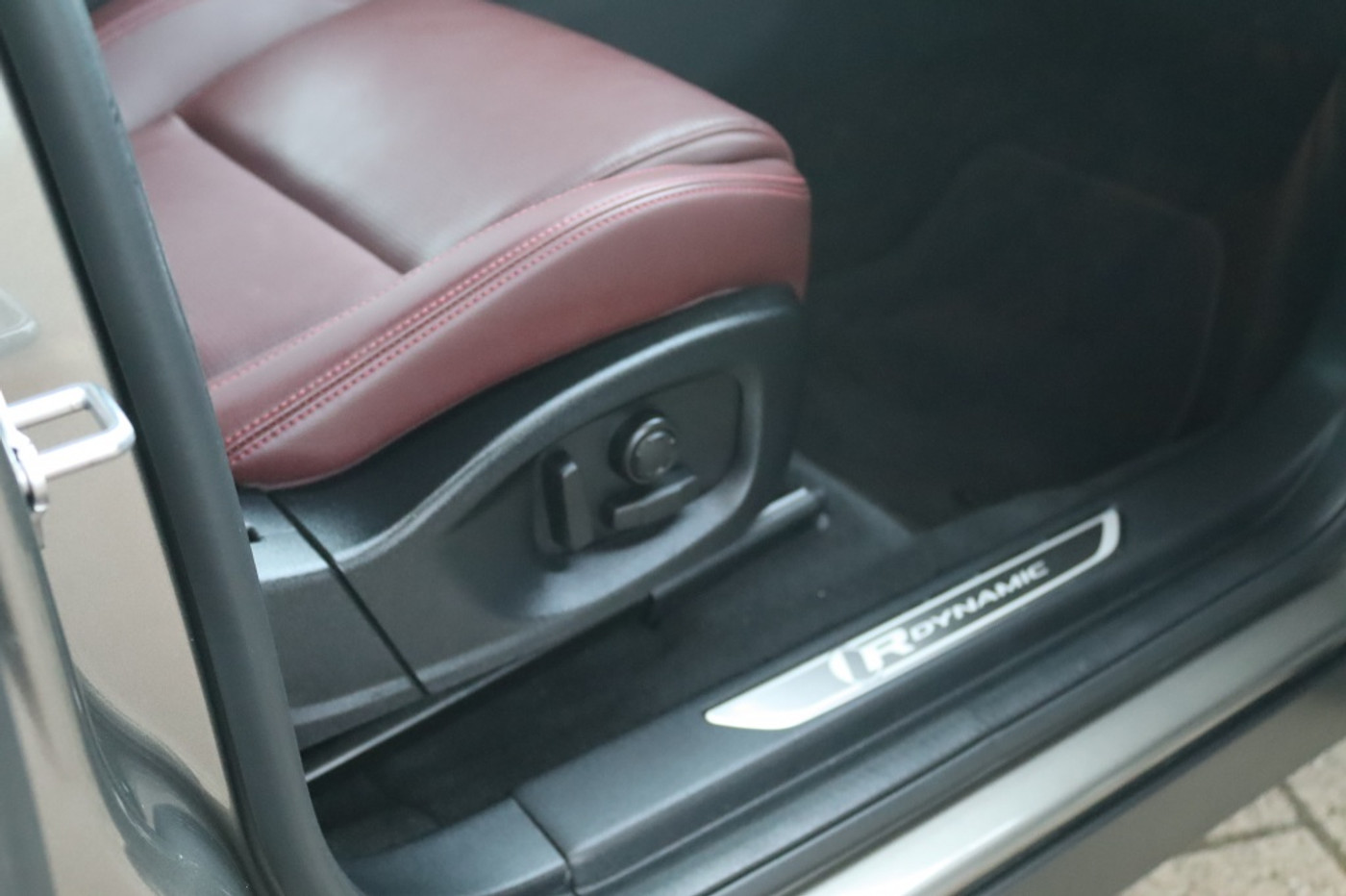 Foto van Jaguar E-pace