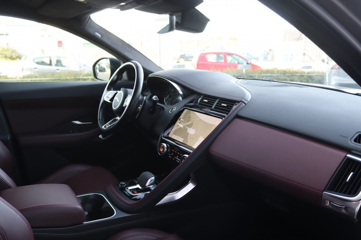 Foto van Jaguar E-pace
