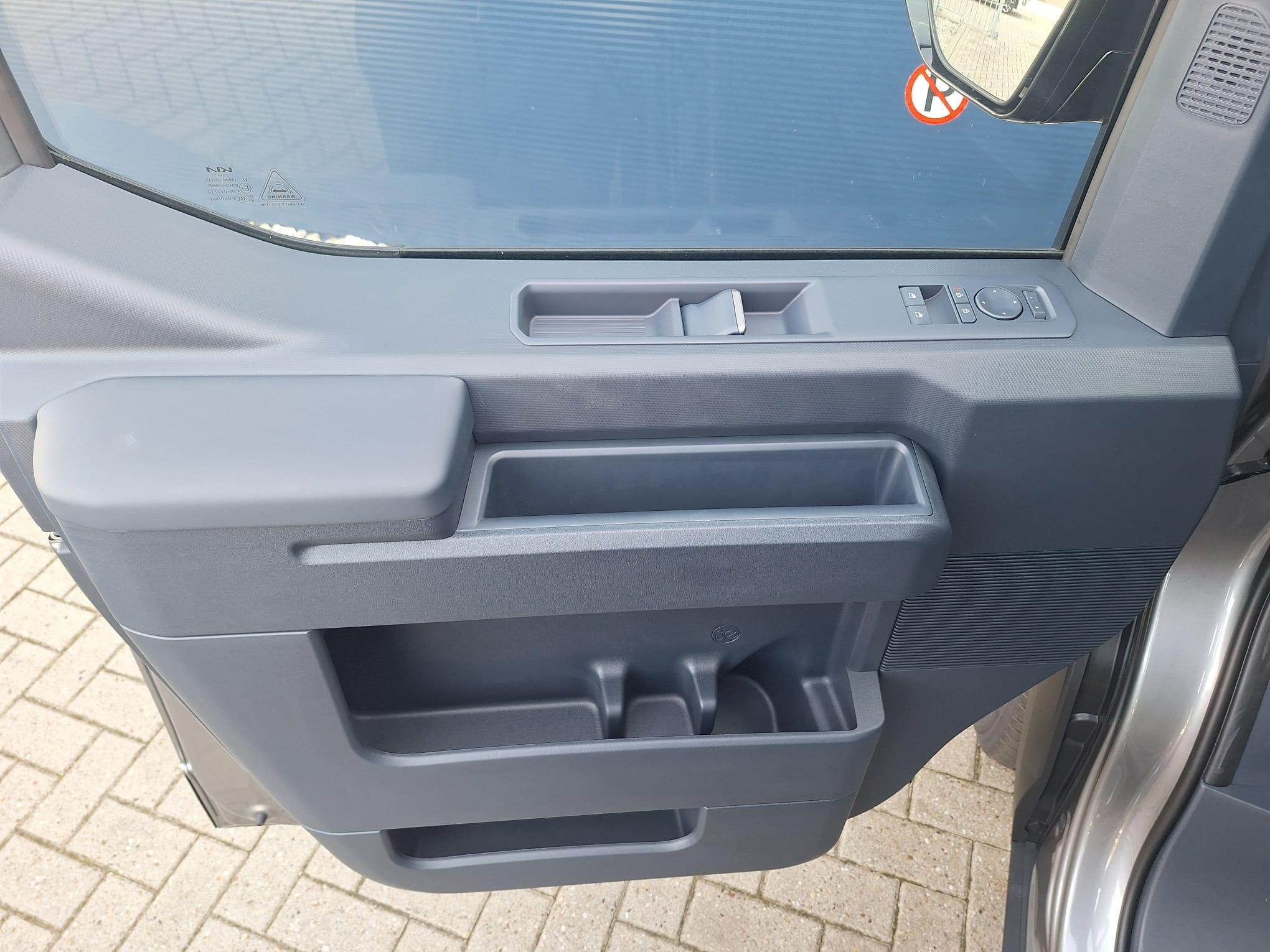 Foto van Kia Pv5 Passenger