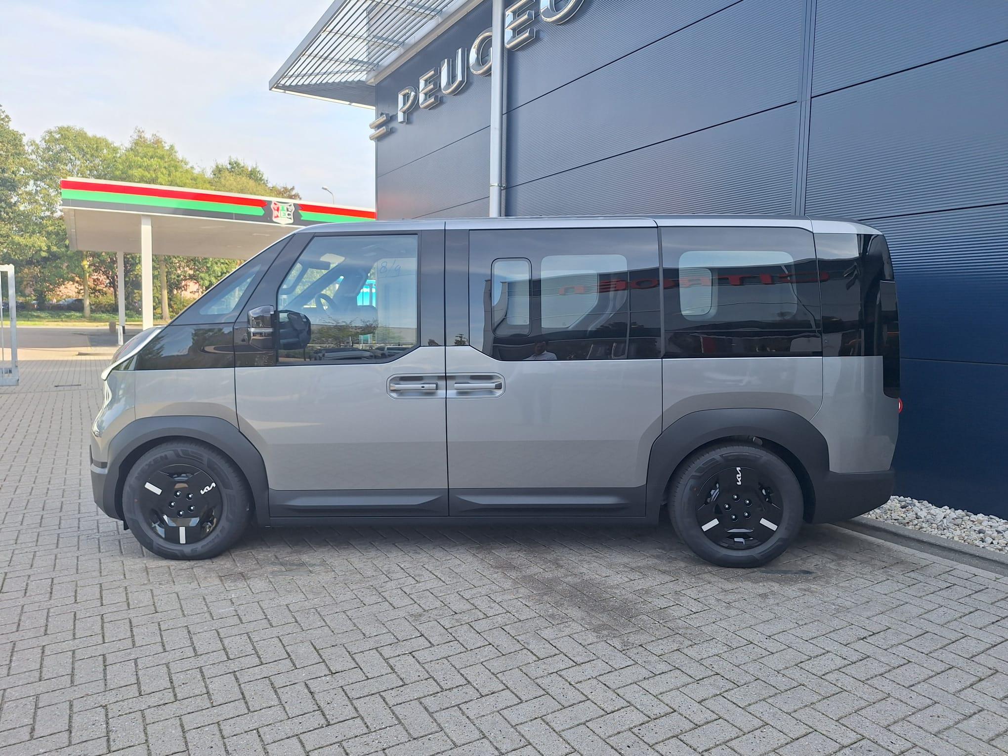 Foto van Kia Pv5 Passenger