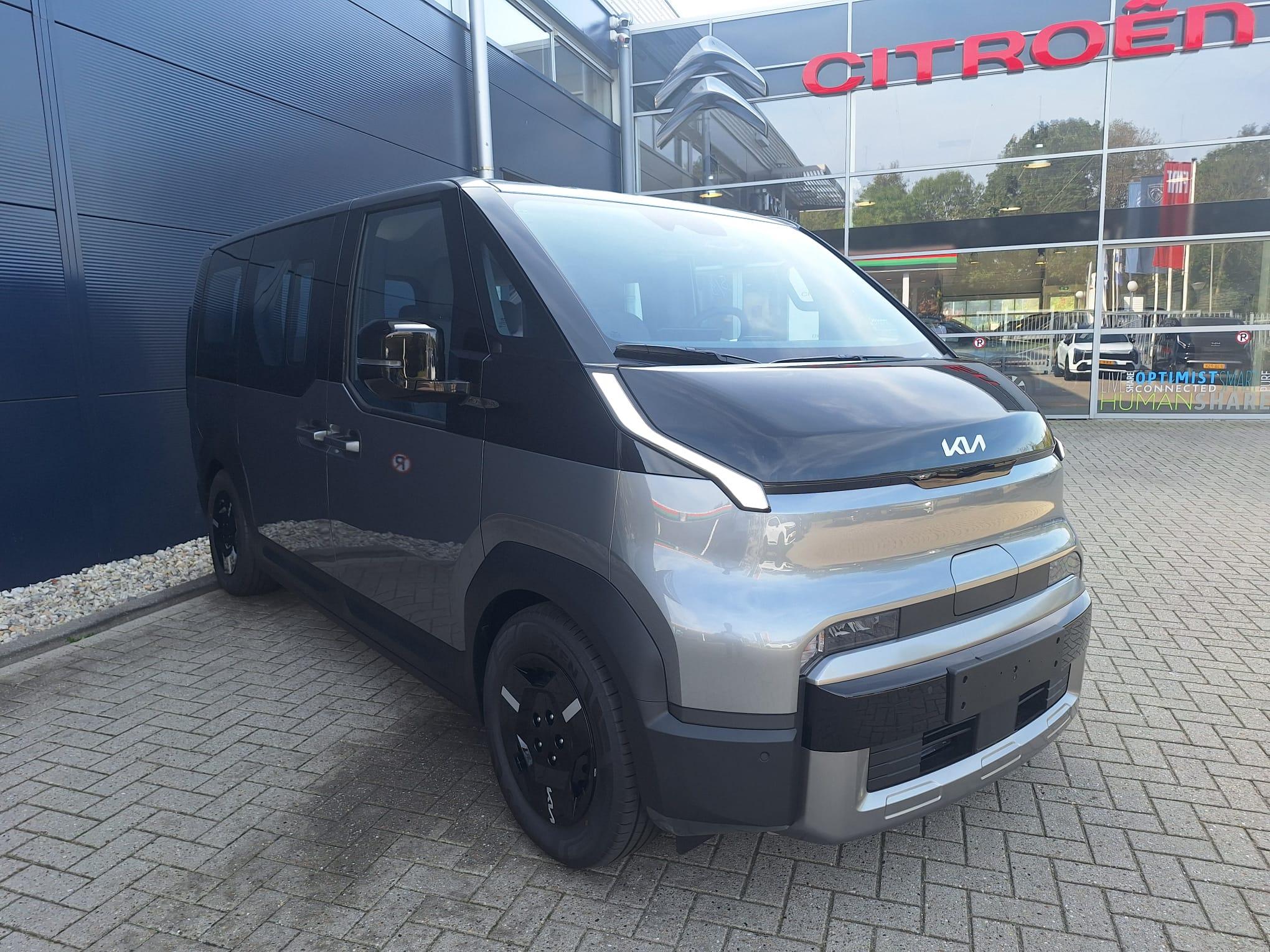 Foto van Kia Pv5 Passenger