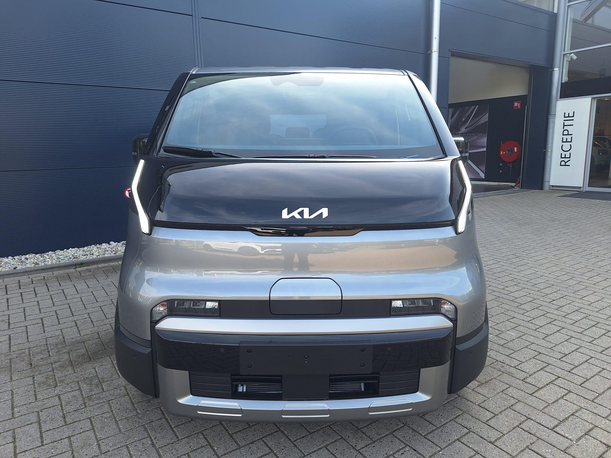 Foto van Kia Pv5 Passenger