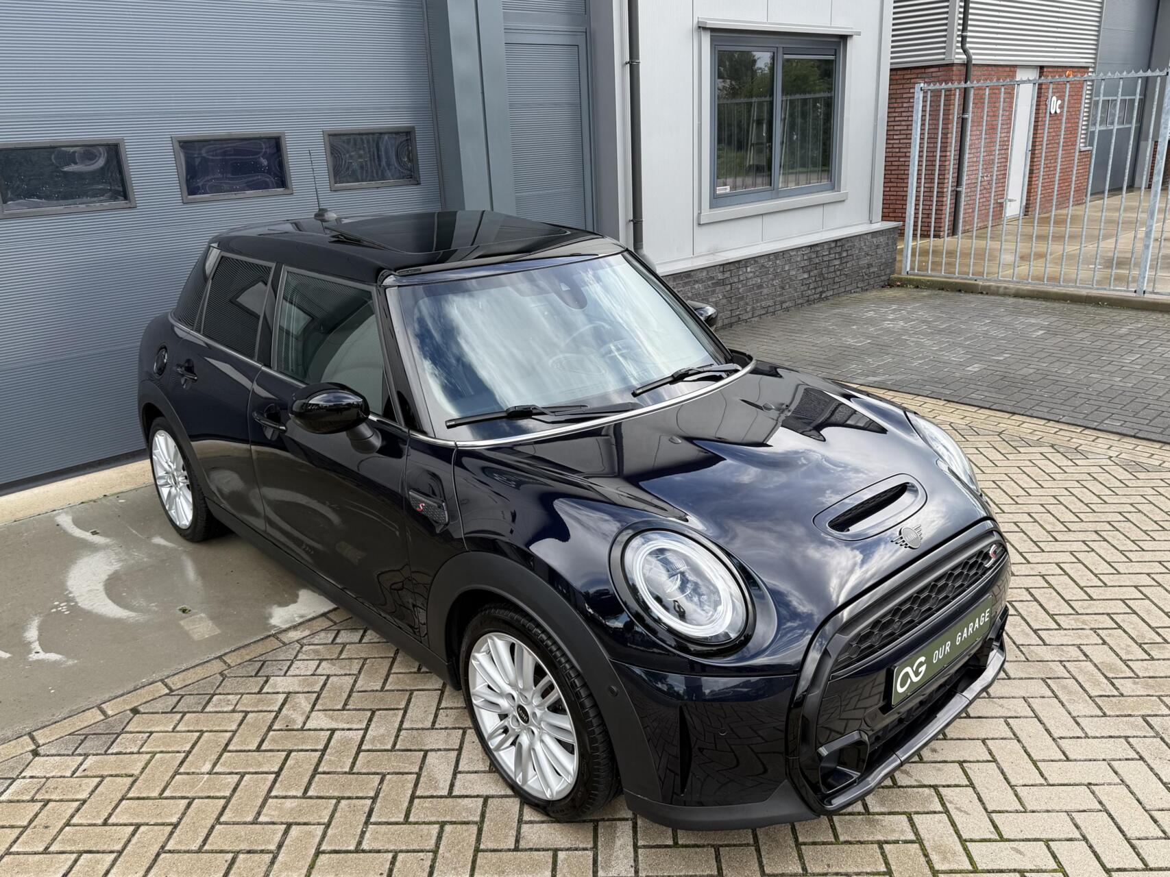 Foto van Mini 5-deurs