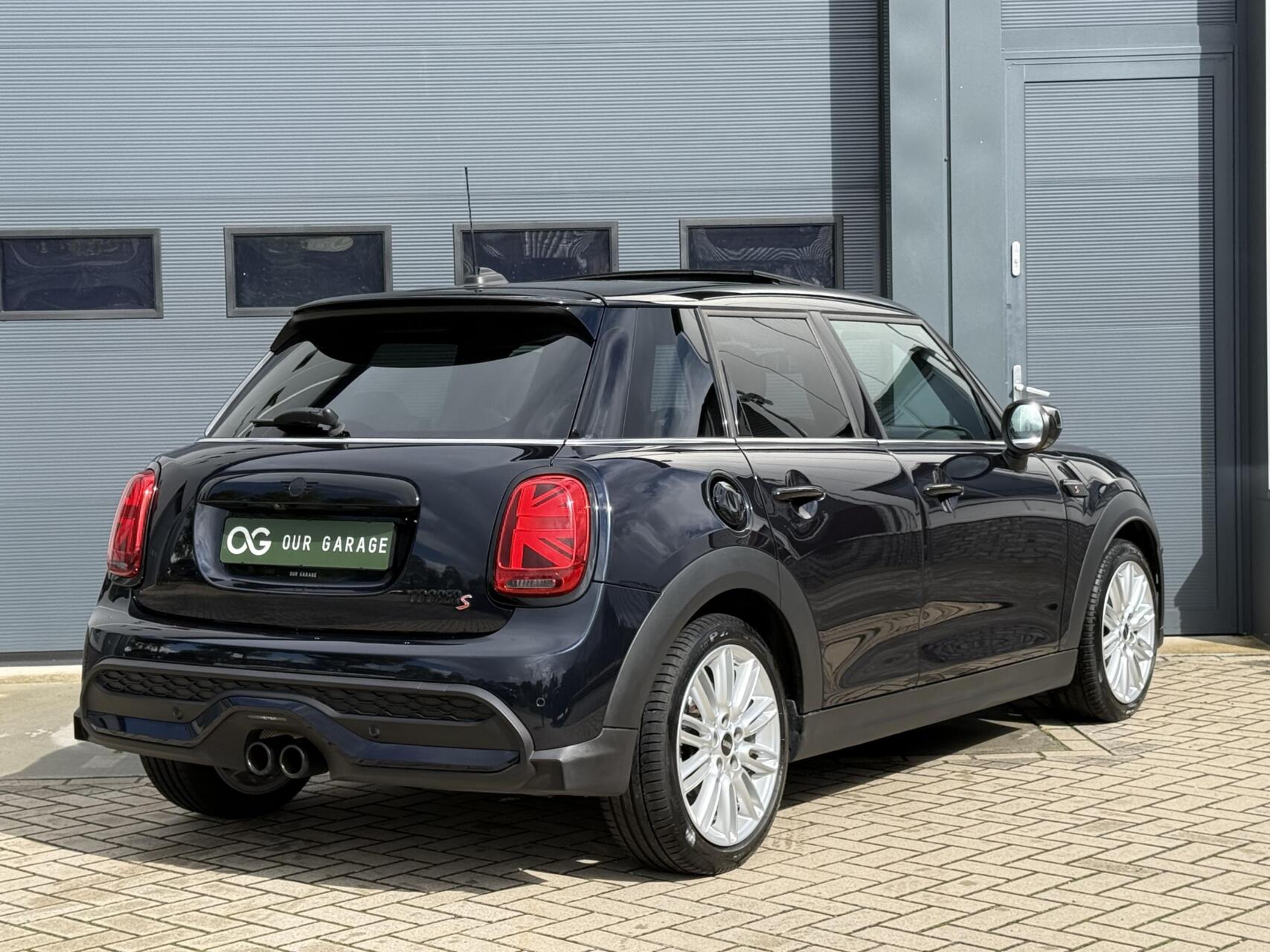 Foto van Mini 5-deurs