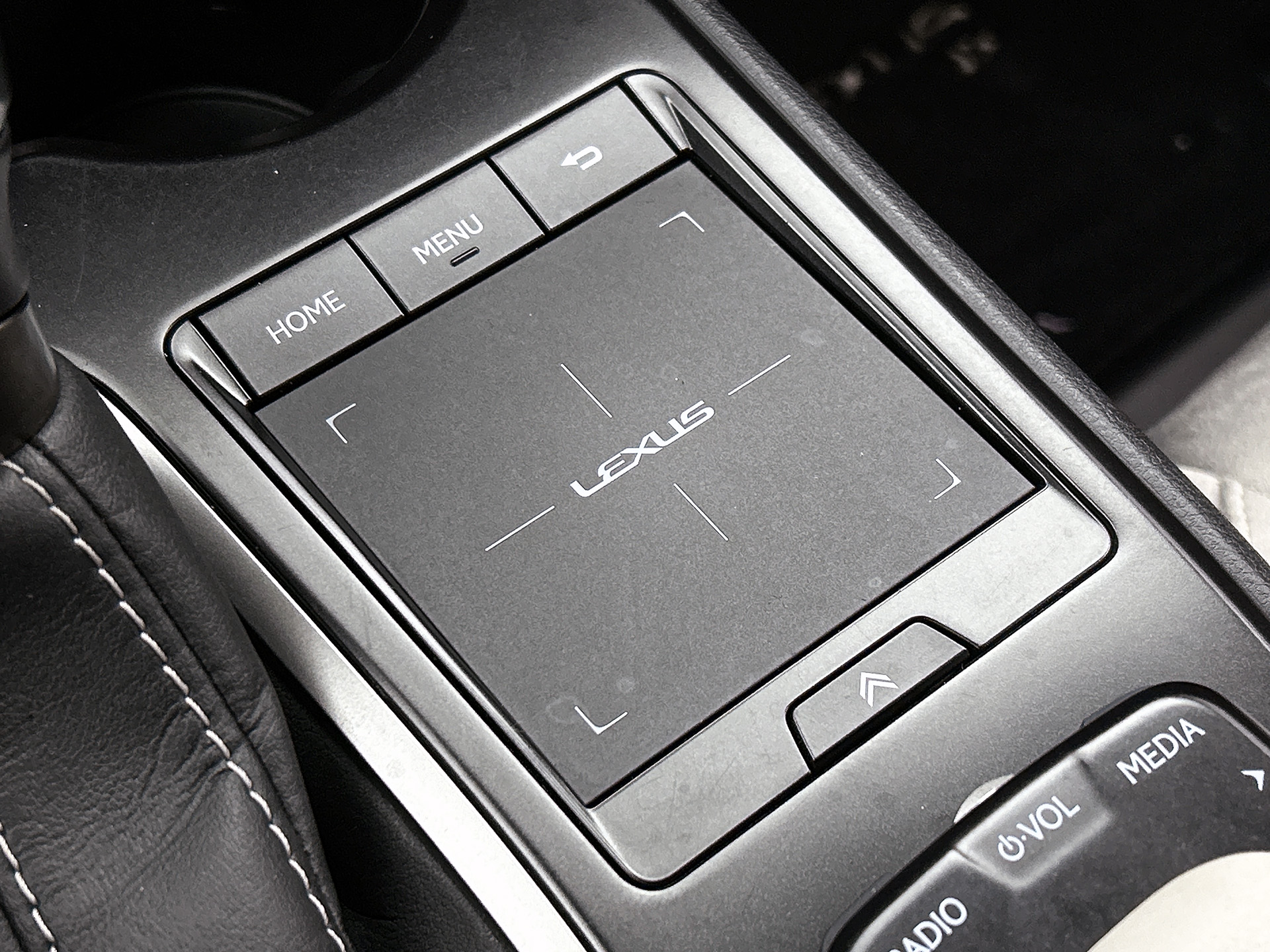 Foto van Lexus Ux