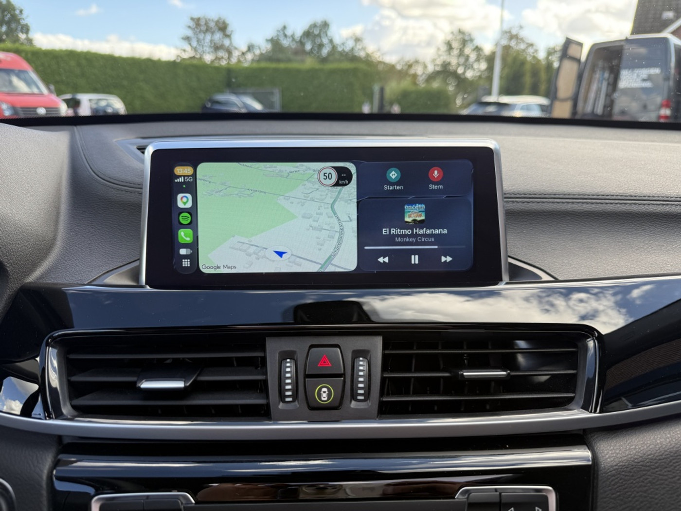 Foto van BMW X1