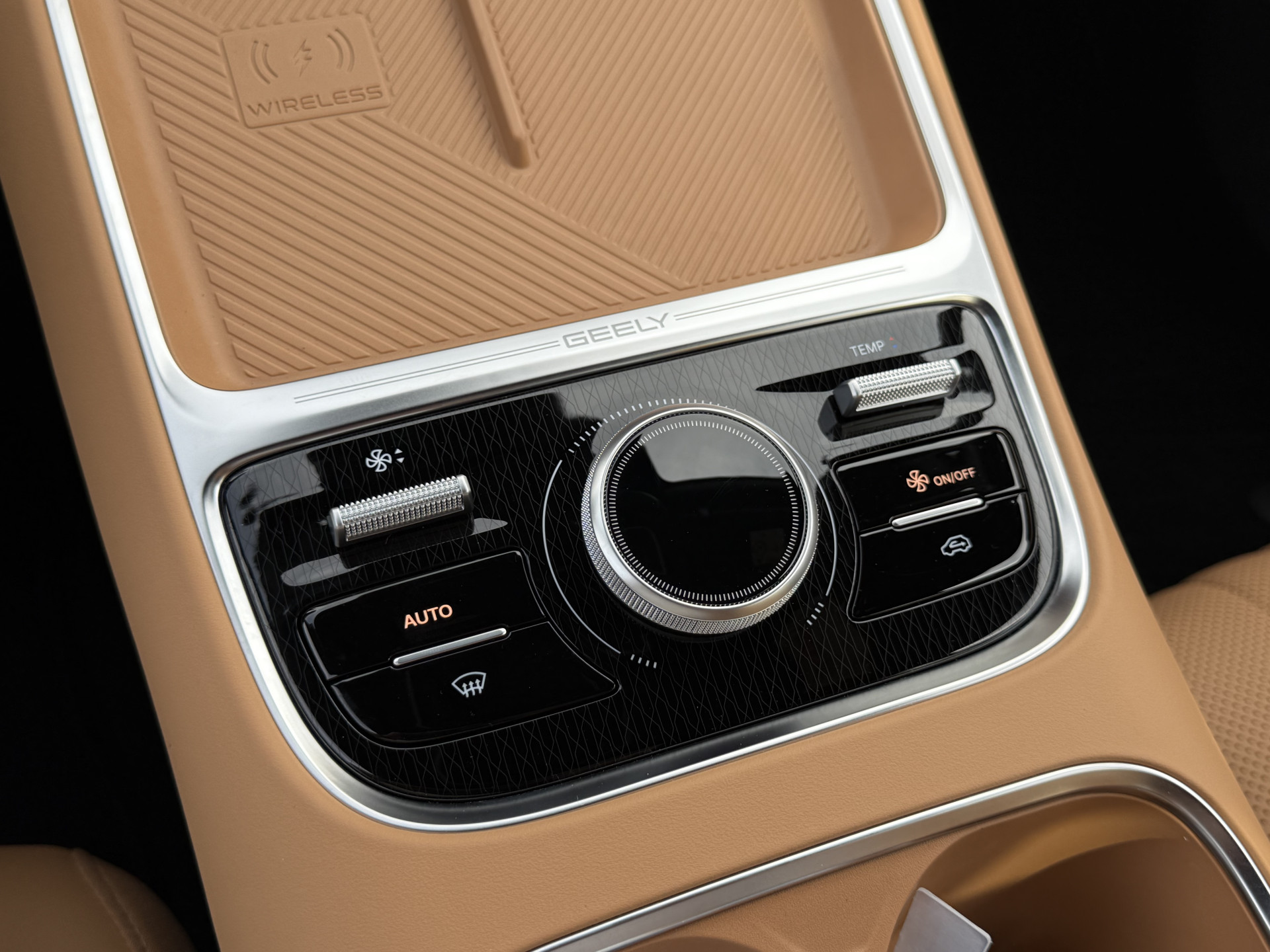 Foto van Geely Starray Em-i