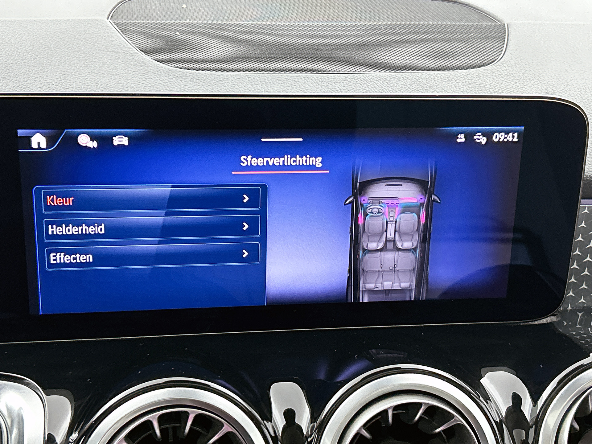Foto van Mercedes-Benz Eqb