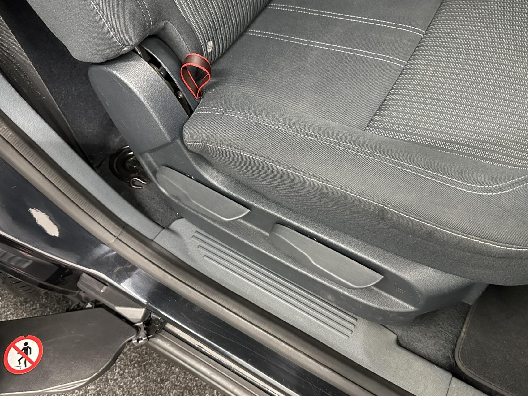 Foto van Ford Grand C-max