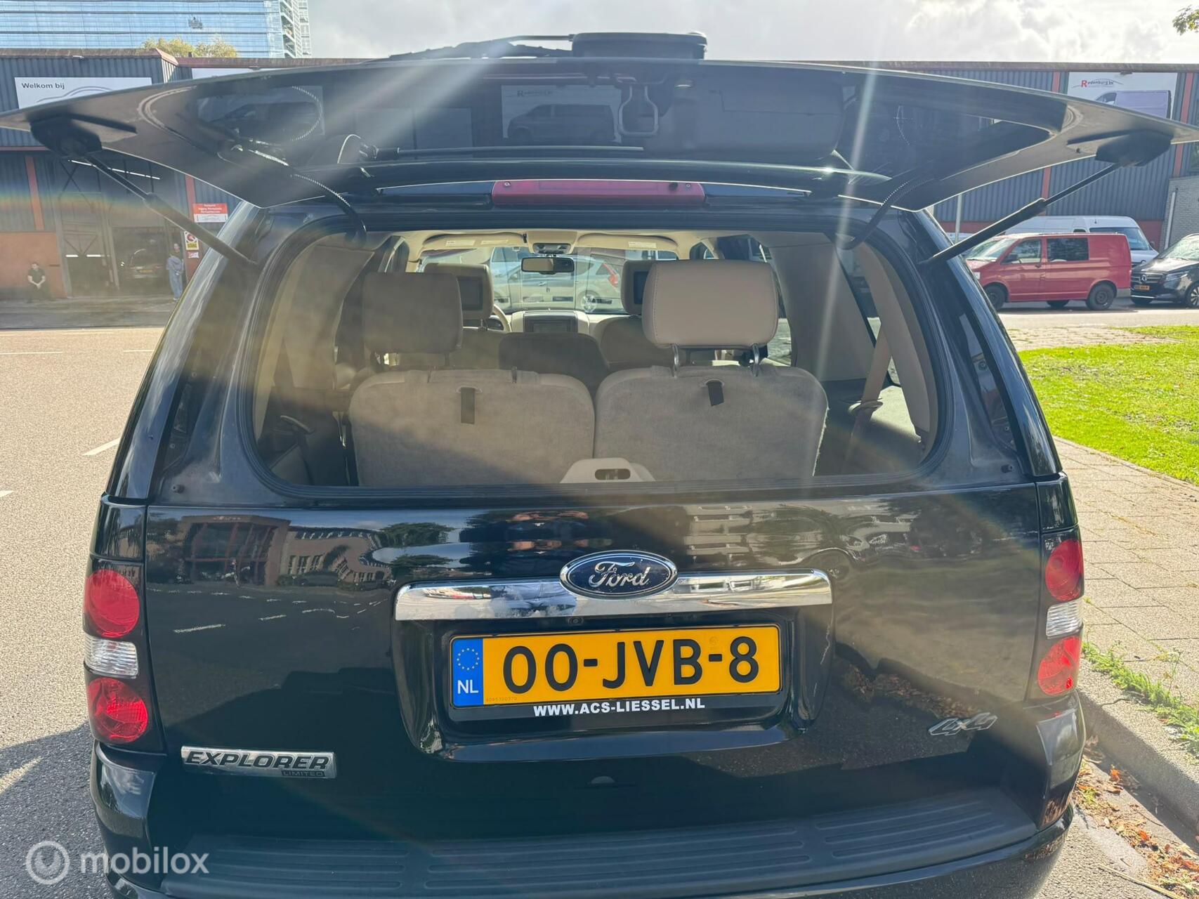 Foto van Ford Explorer