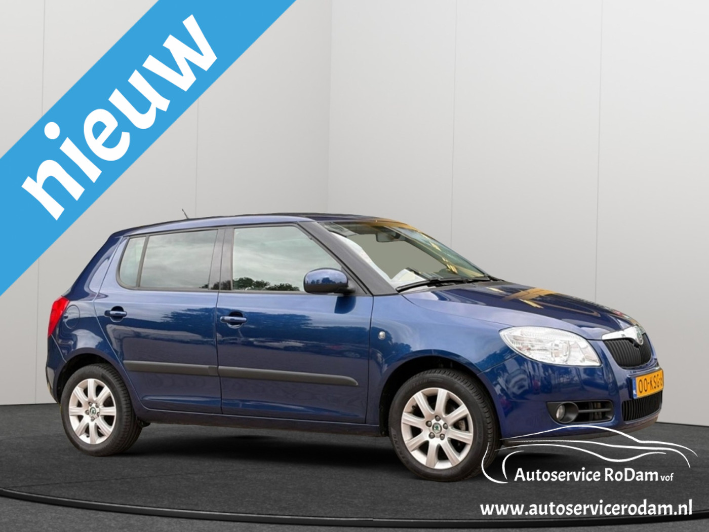 Skoda Fabia 1.6-16V Sprint 2010 - voorkant
