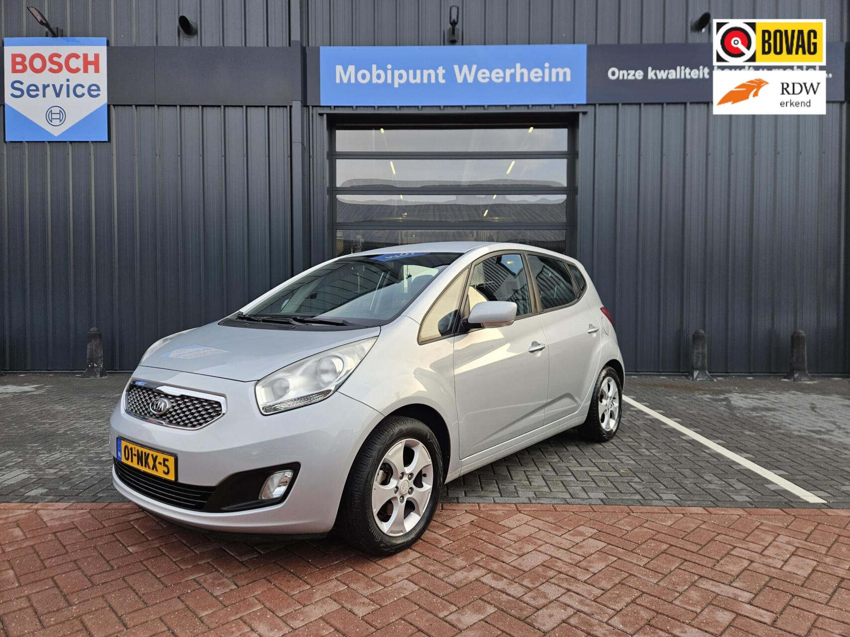 Kia Venga 1.6 CVVT X-ecutive 46000 km NAP! 2010 - voorkant