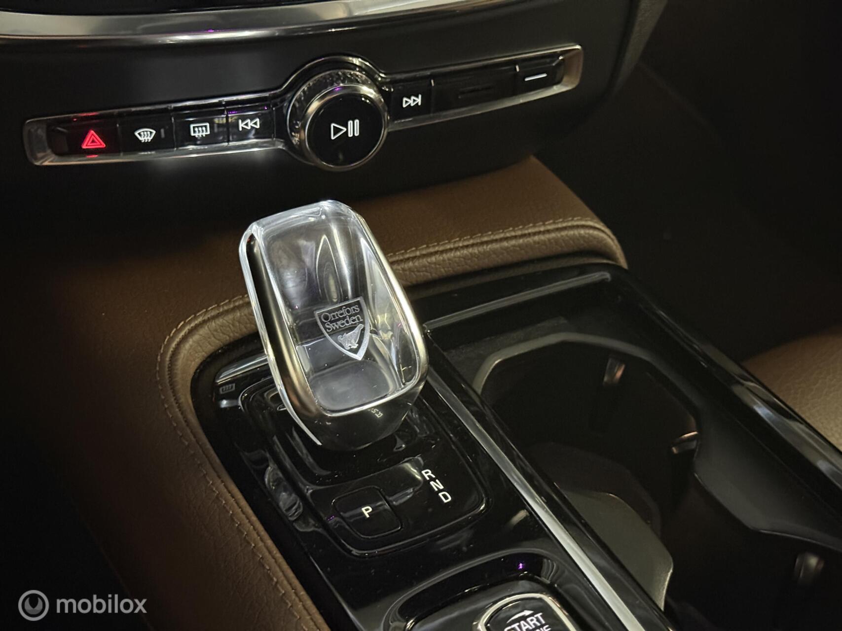 Foto van Volvo V60 T8 Twin Engine