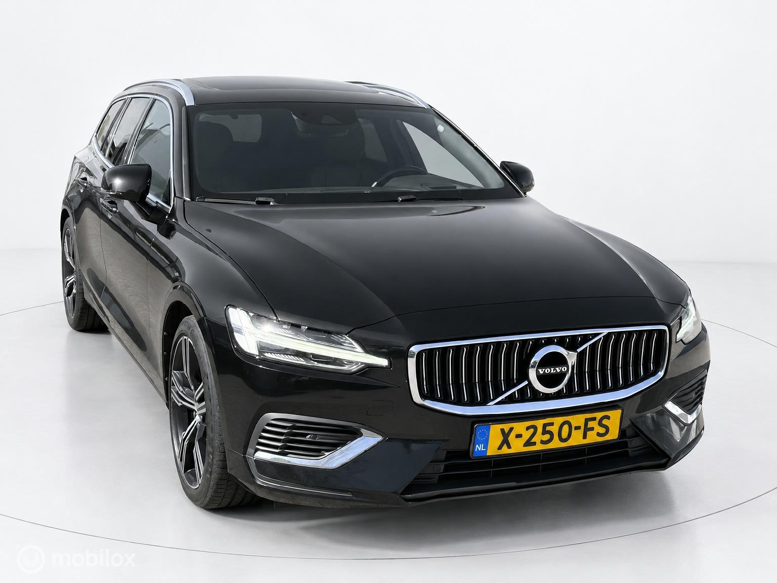 Foto van Volvo V60 T8 Twin Engine