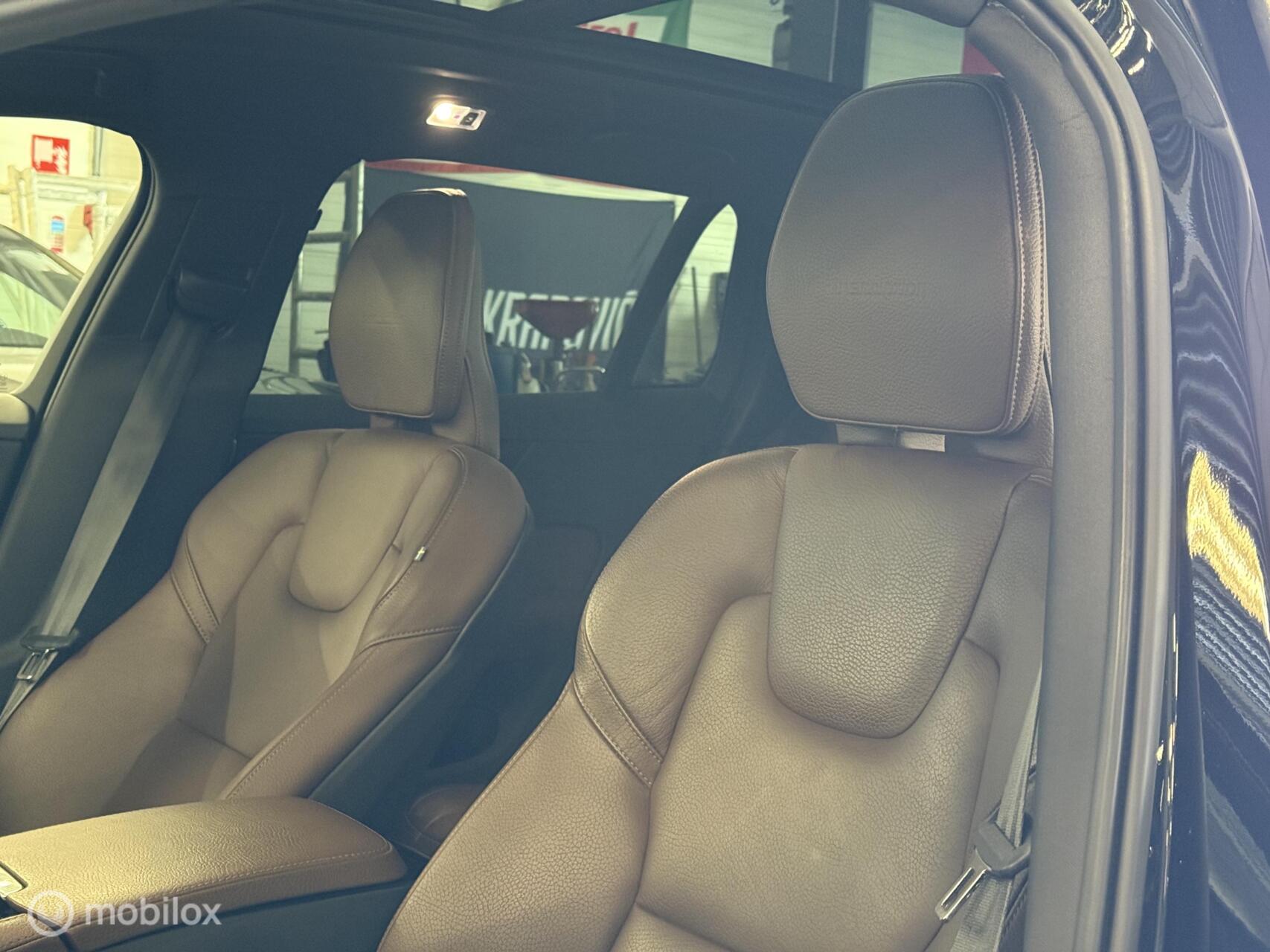 Foto van Volvo V60 T8 Twin Engine