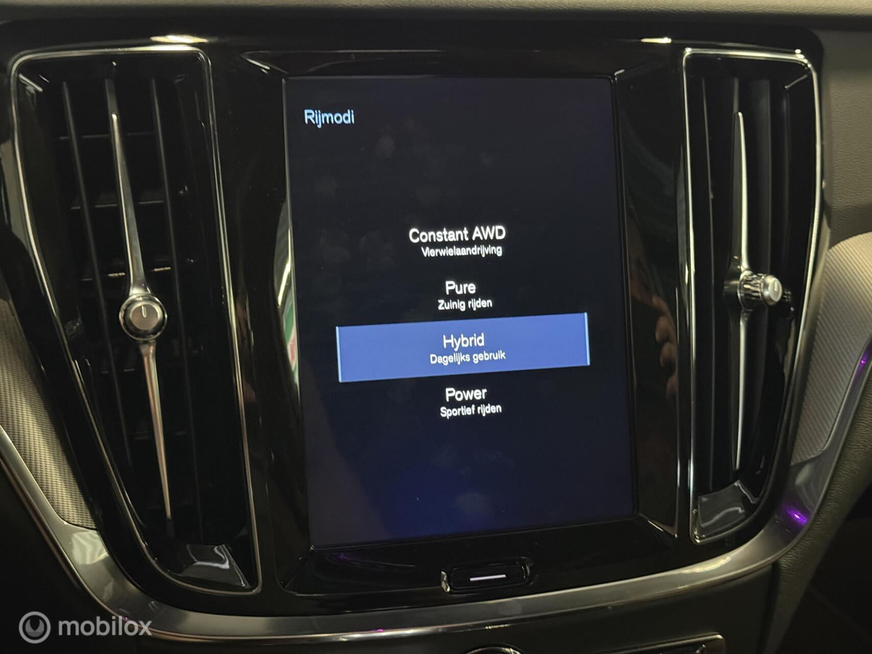 Foto van Volvo V60 T8 Twin Engine