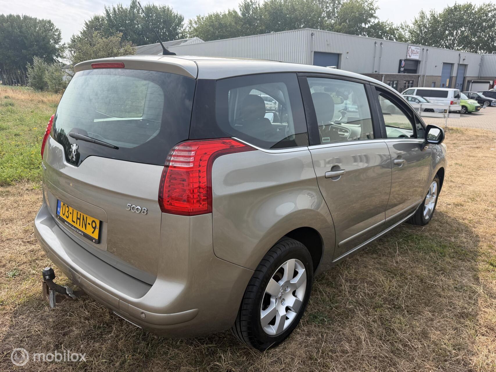 Foto van Peugeot 5008